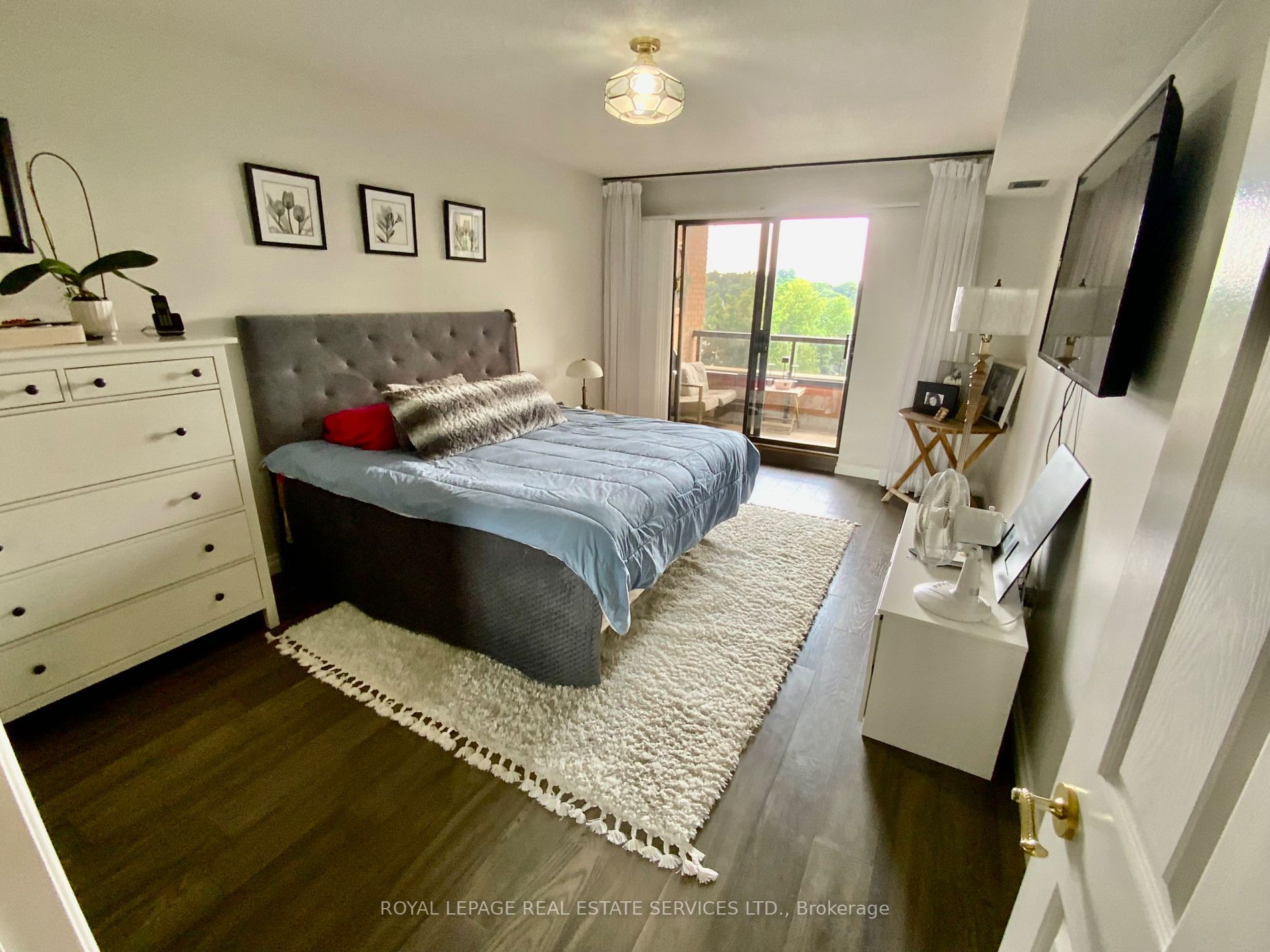 102 Bronte Road, #411