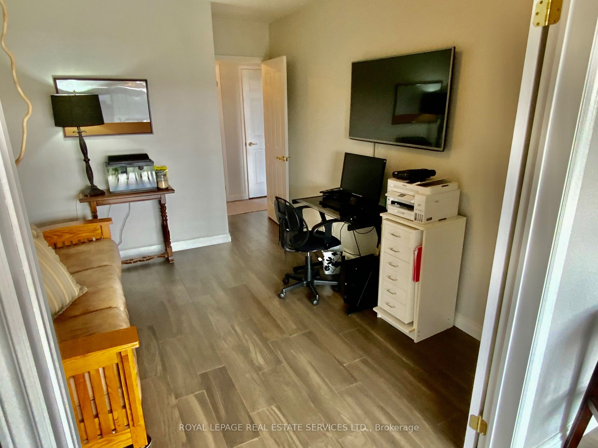 102 Bronte Road, #411