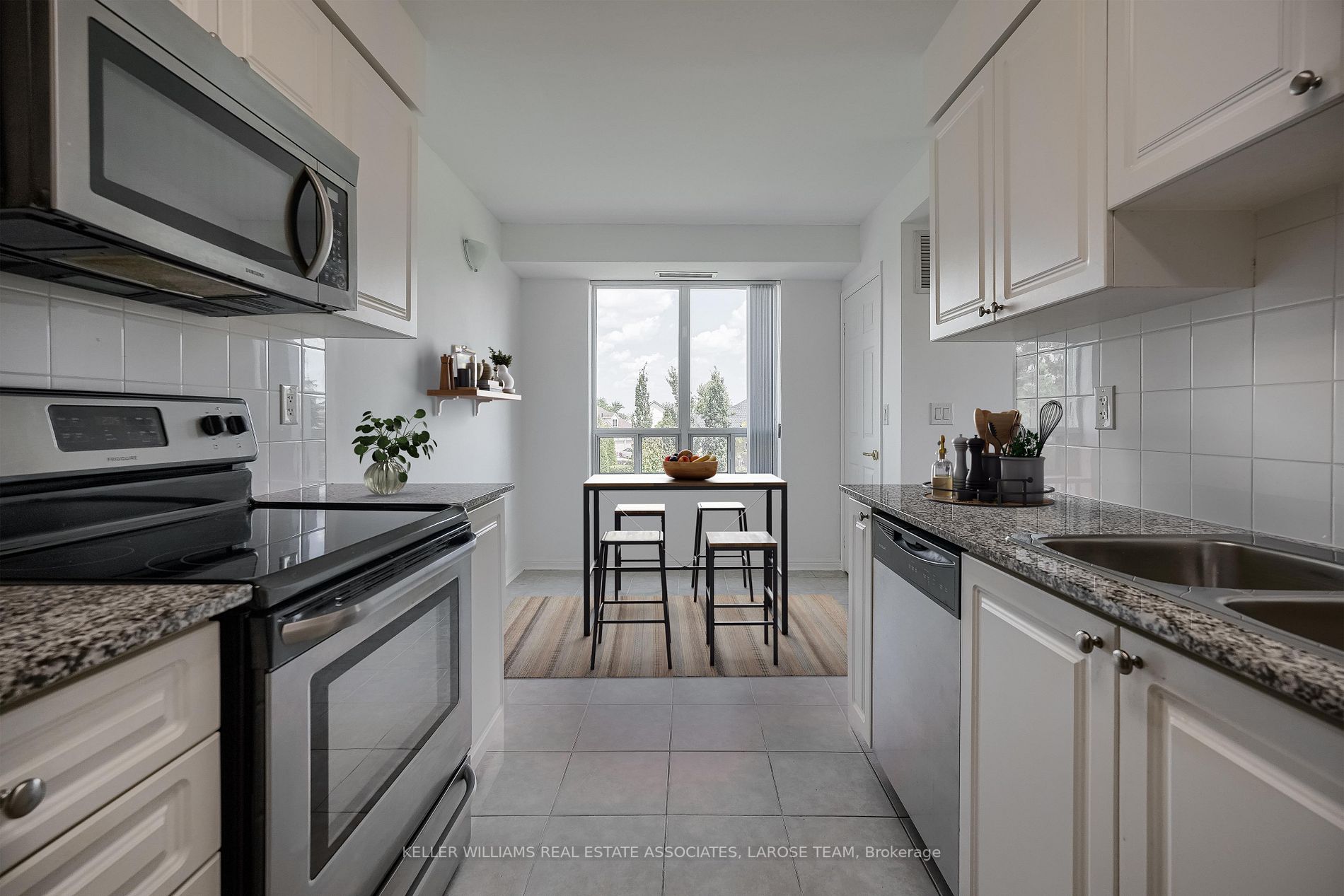 65 Via Rosedale, #205