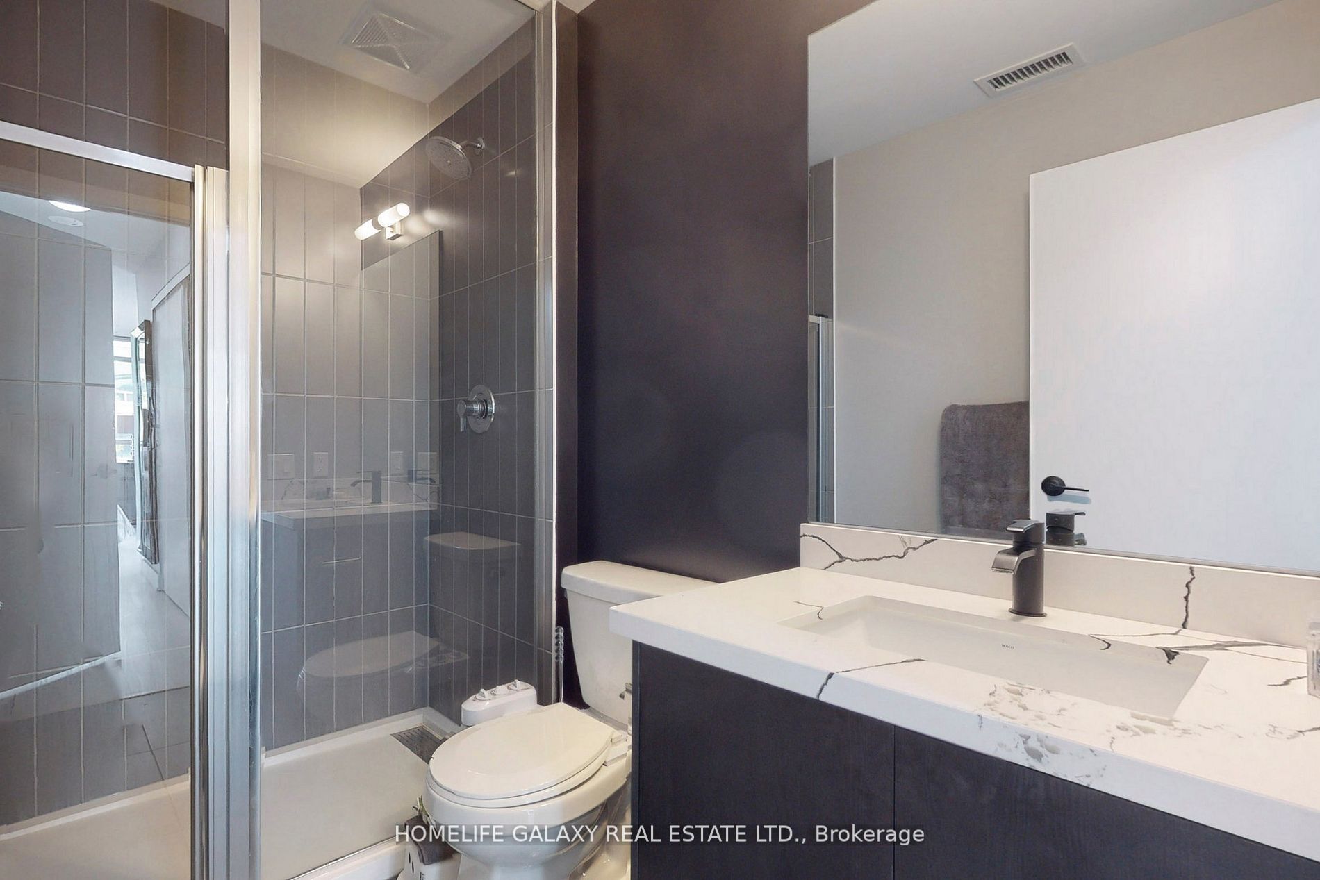 251 Manitoba St, #101