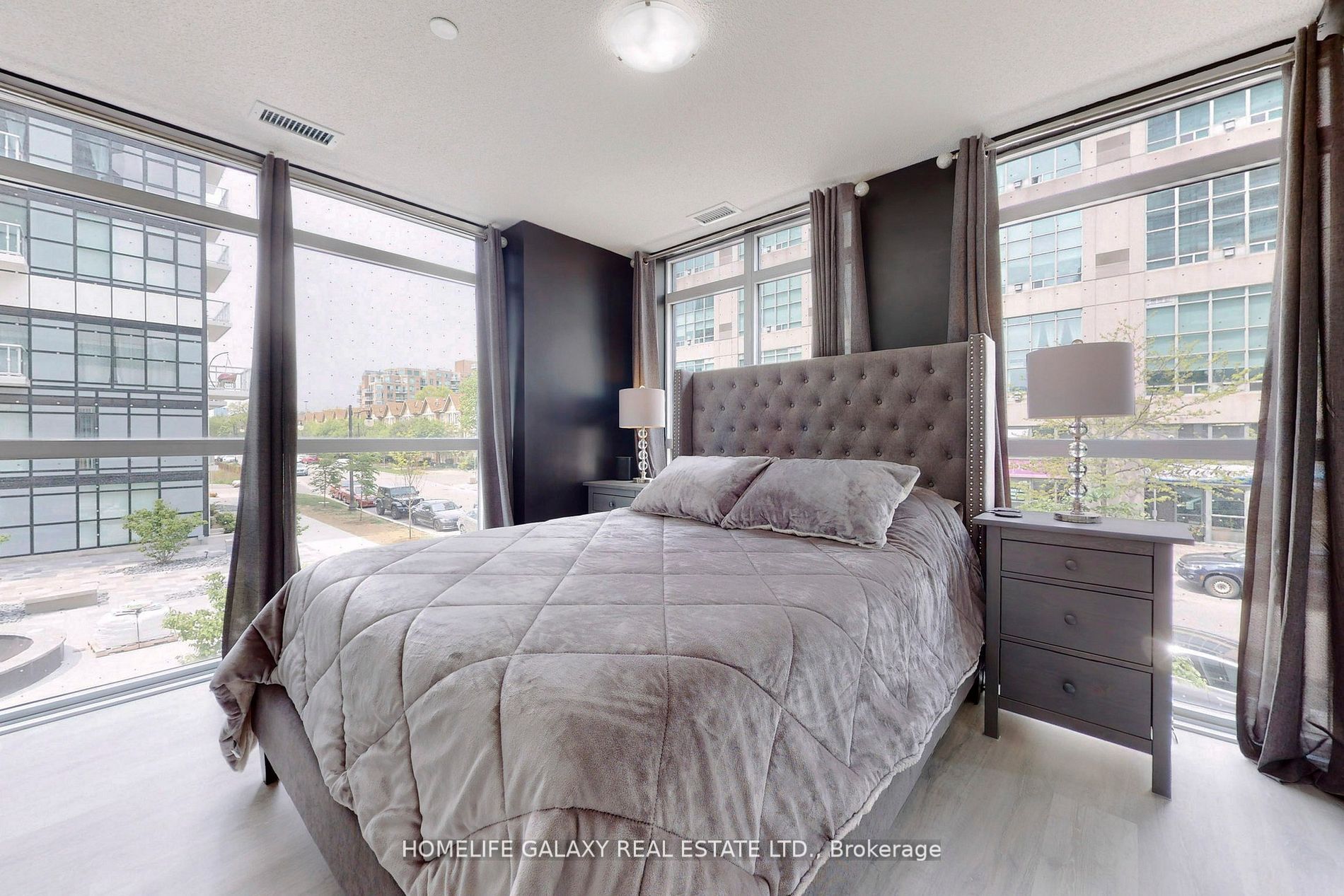 251 Manitoba St, #101