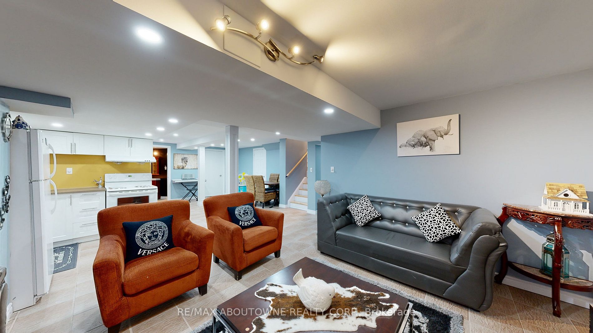 24 Harthill Crt N