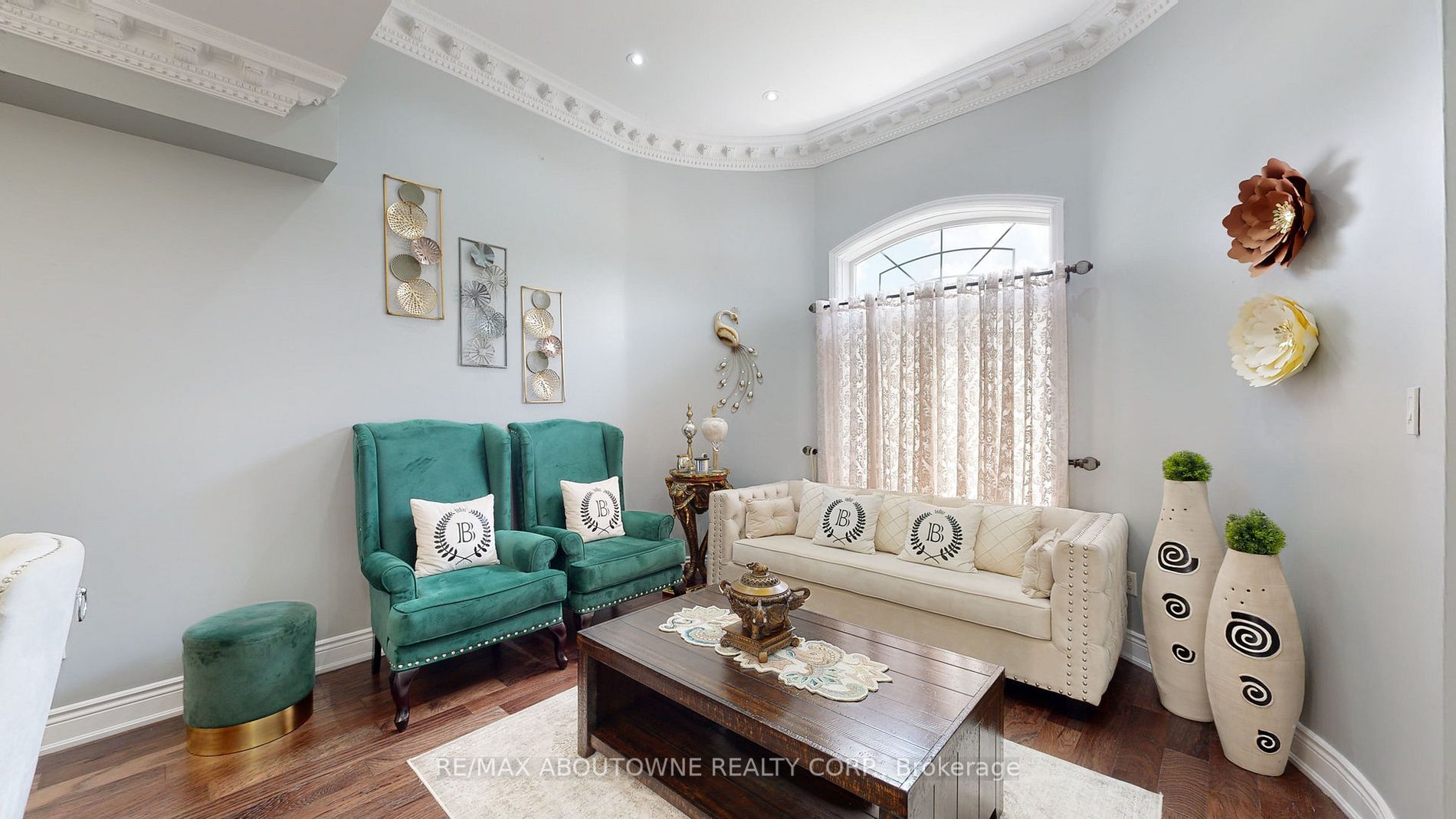 24 Harthill Crt N