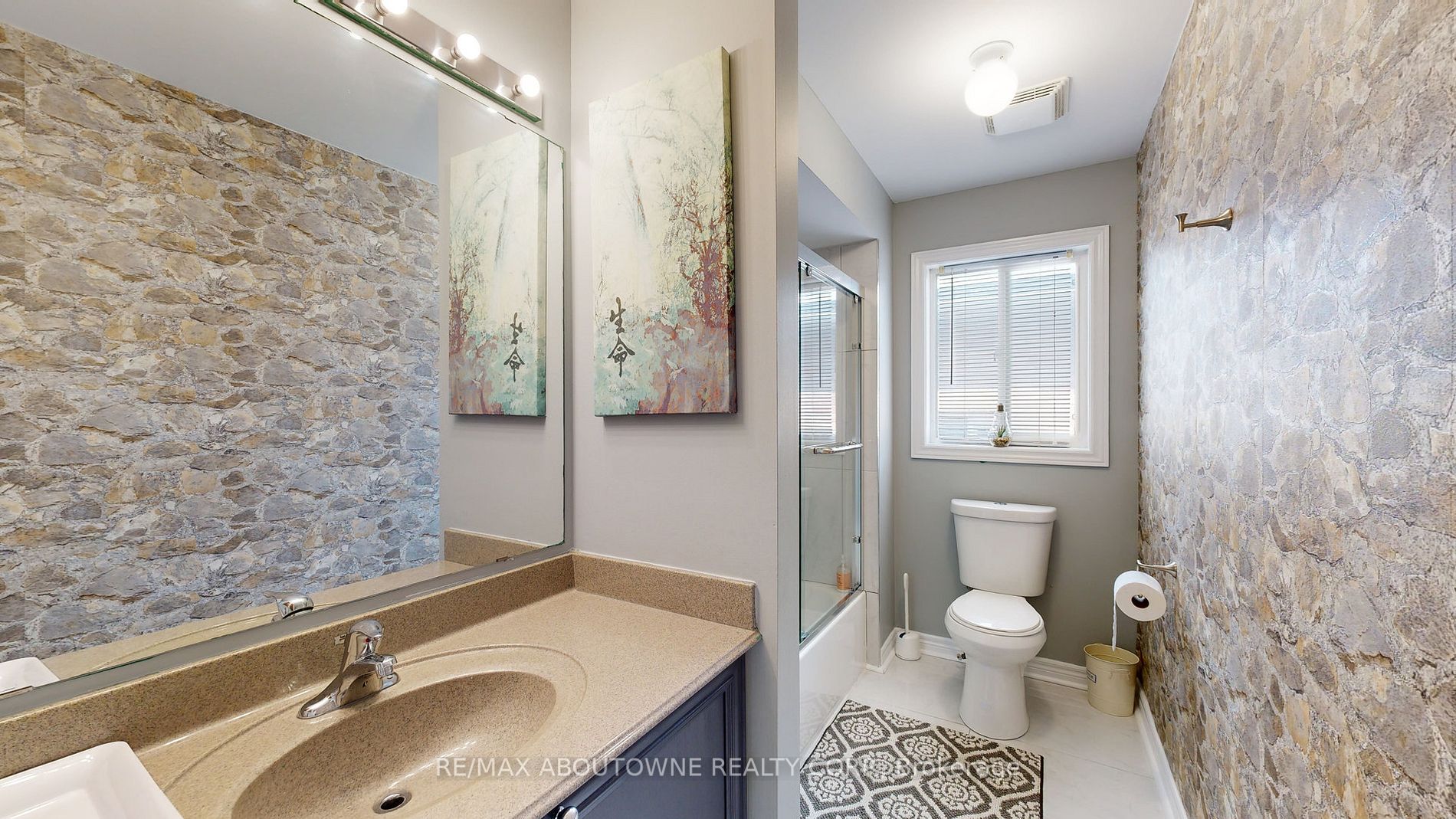 24 Harthill Crt N