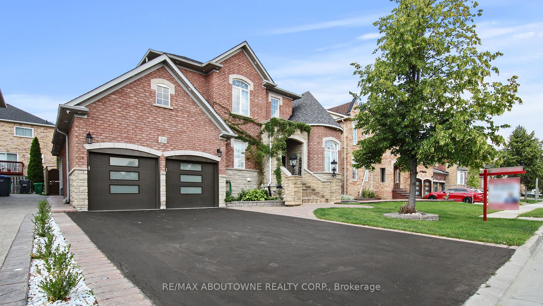 24 Harthill Crt N