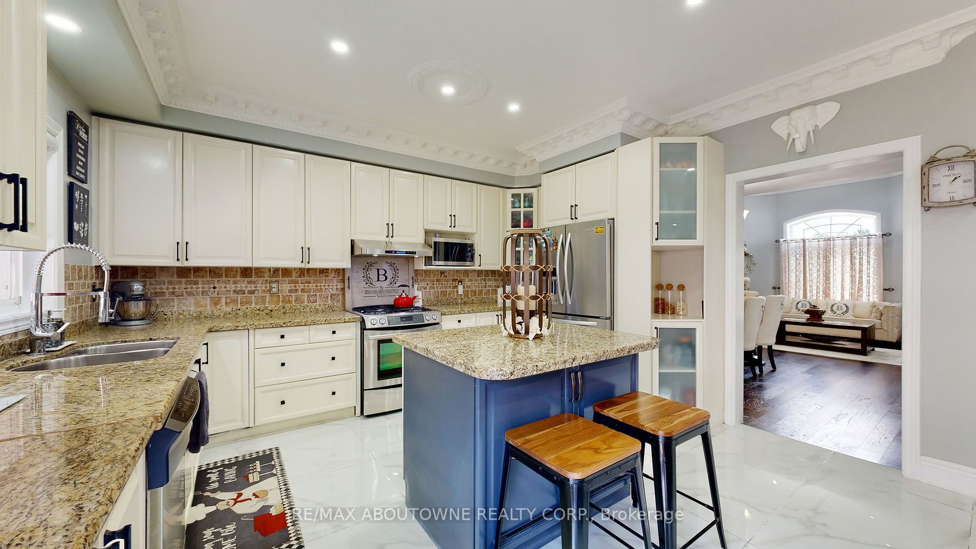 24 Harthill Crt N