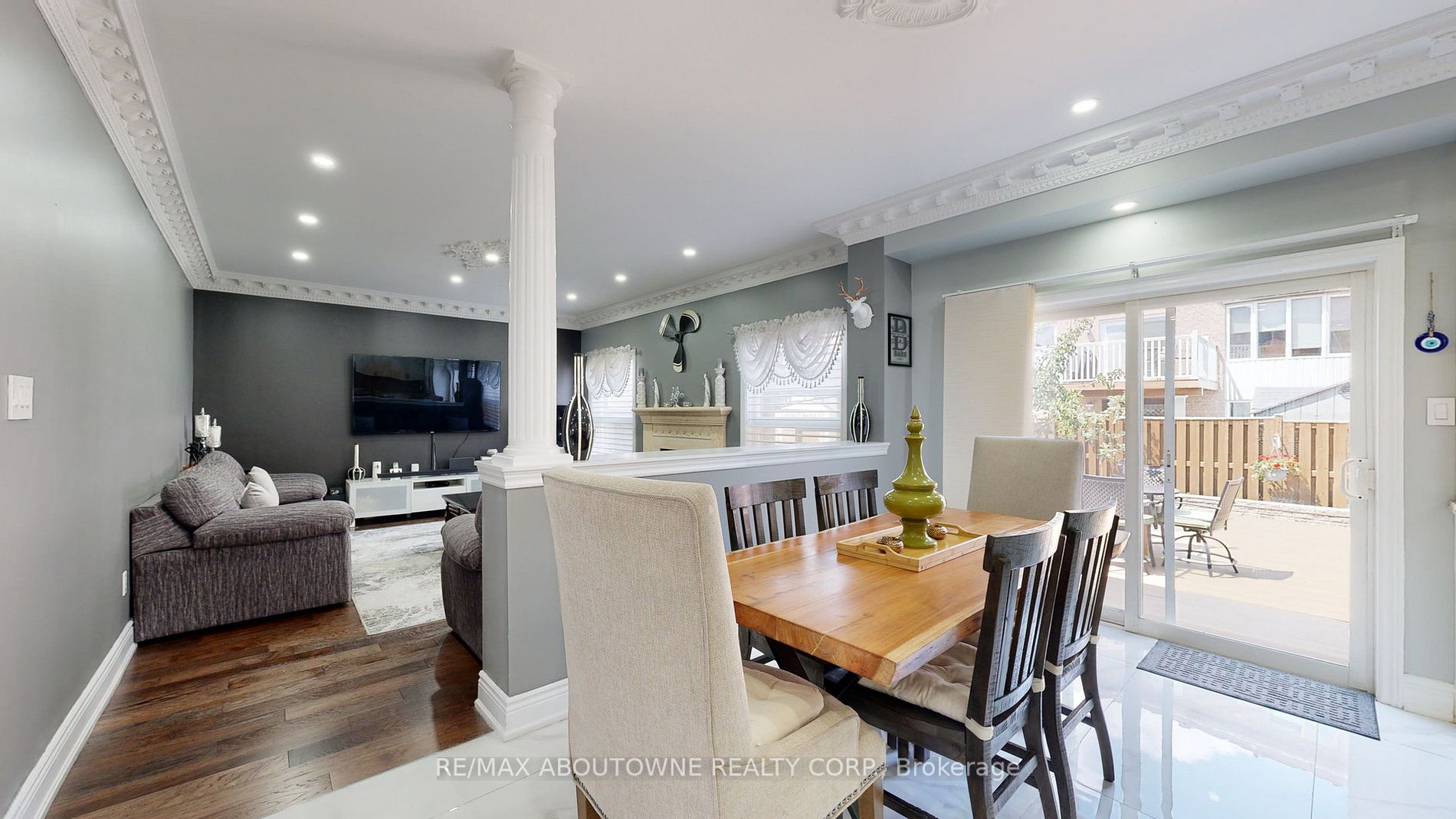 24 Harthill Crt N