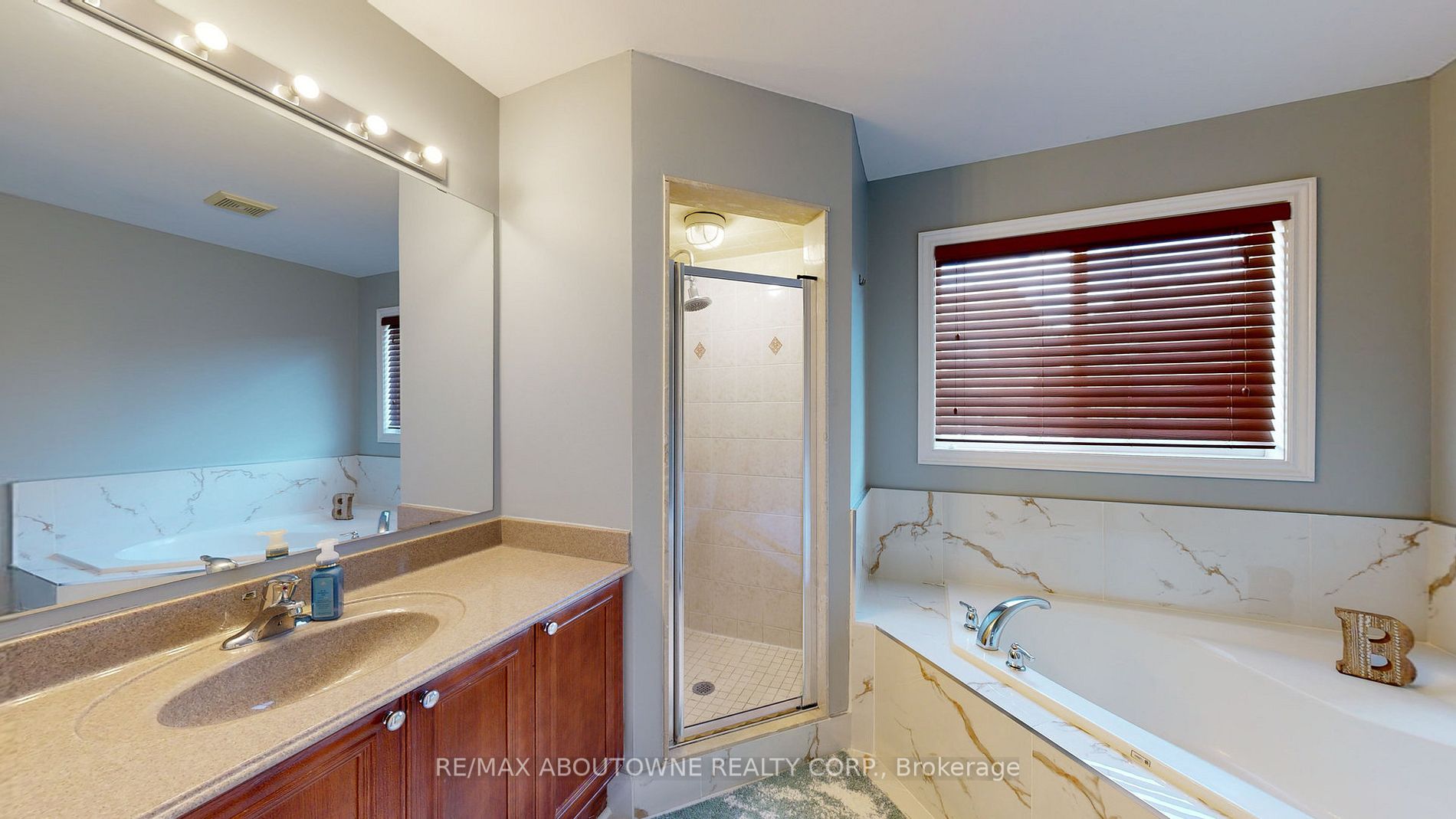 24 Harthill Crt N