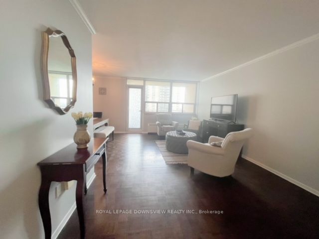 360 Ridelle Ave, #1511