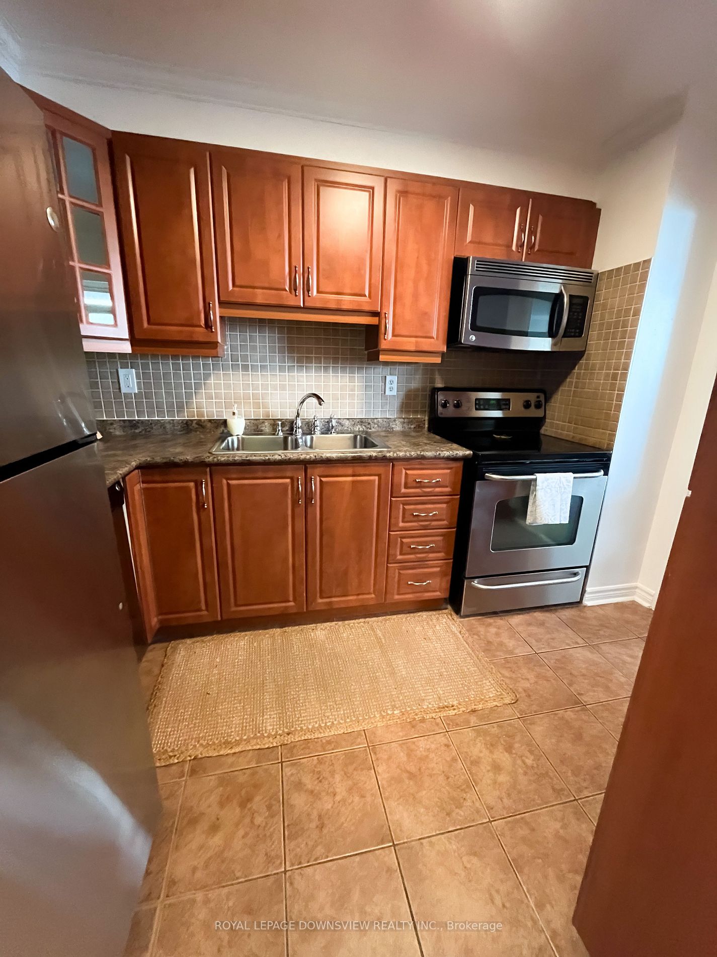 360 Ridelle Ave, #1511