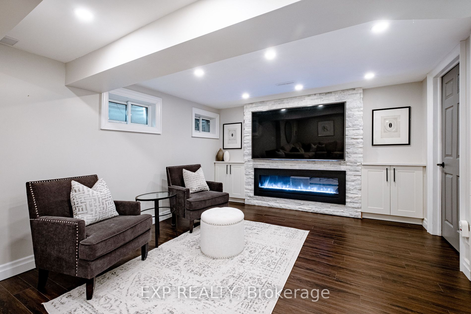 8 Bain Crt