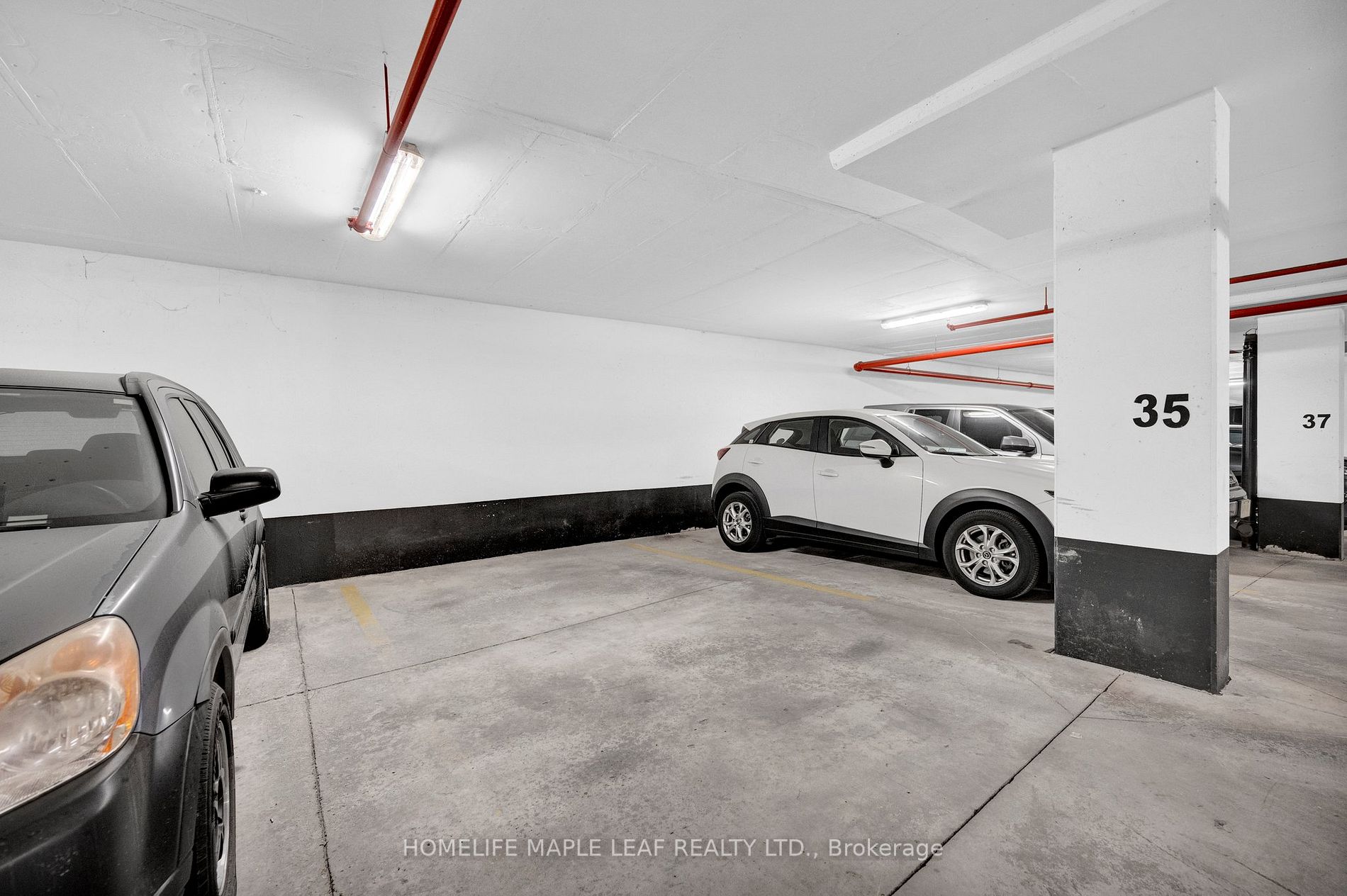 215 Queen St E, #1401