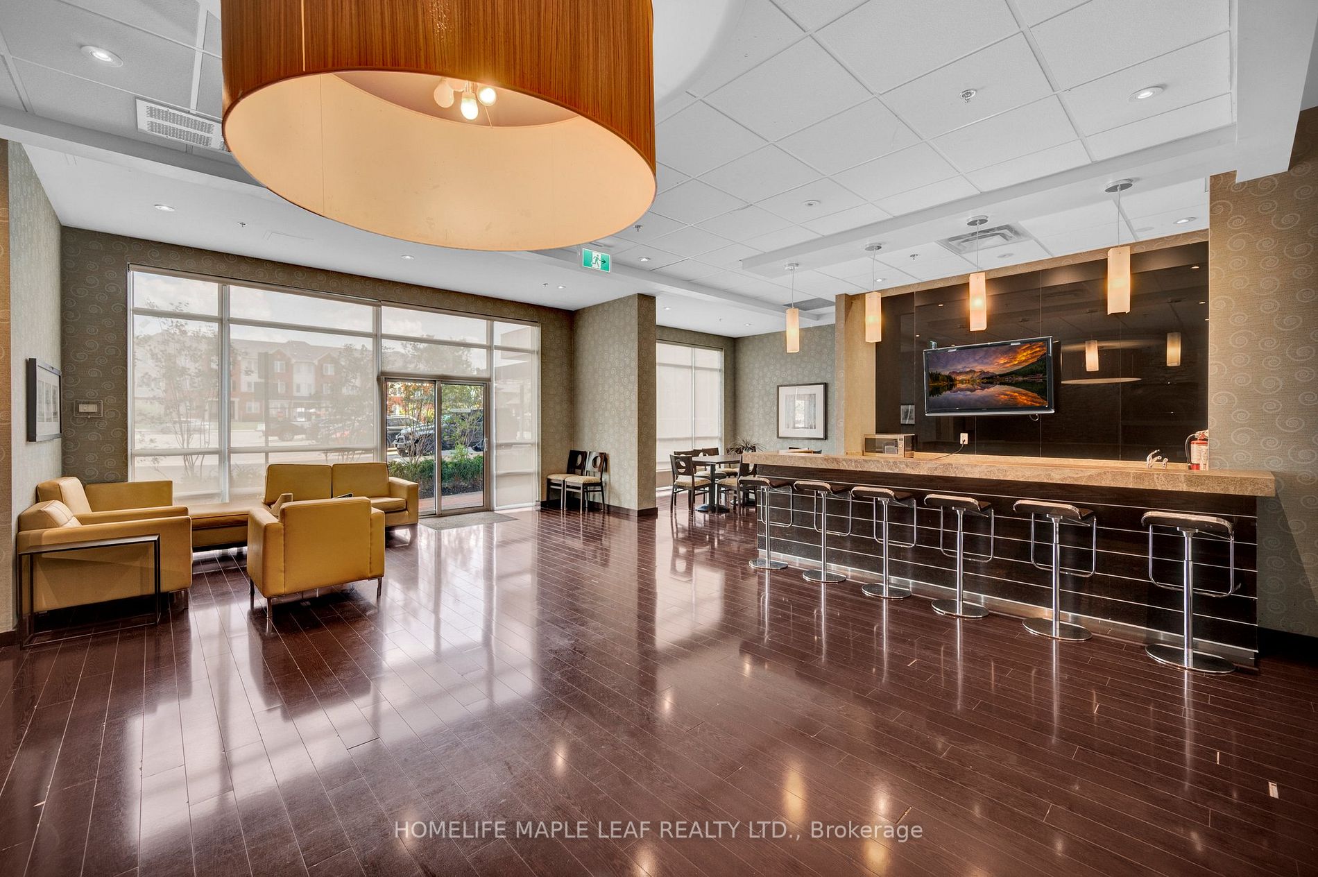 215 Queen St E, #1401