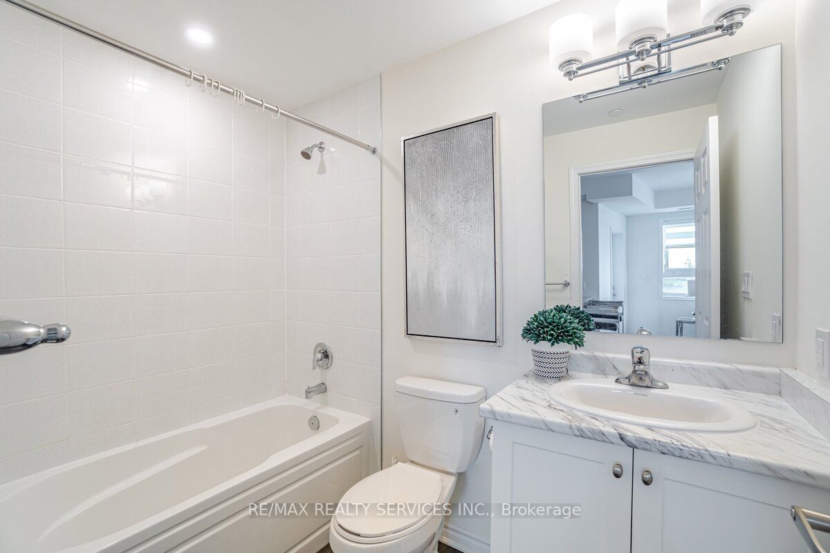 200 Lagerfeld Dr, #210