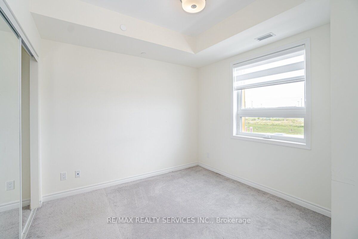 200 Lagerfeld Dr, #210