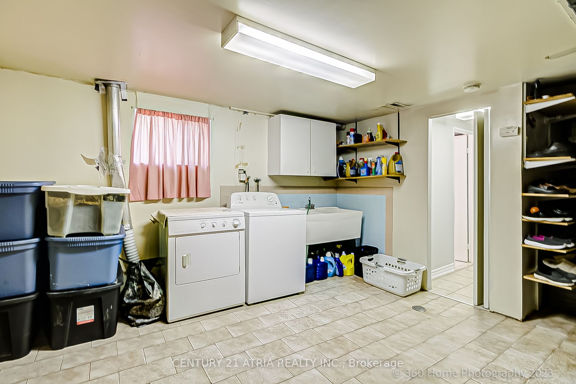 3655 Yuma Crt