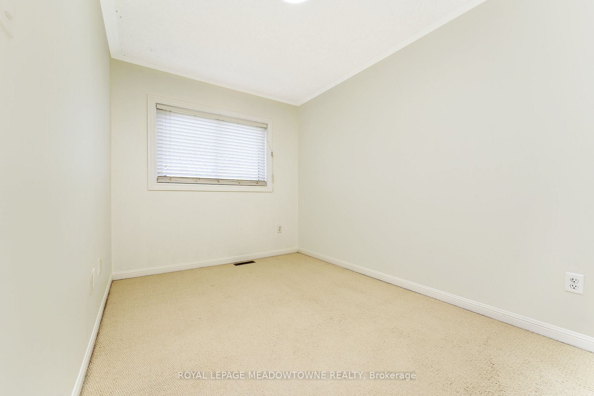 52 Atwood Ave
