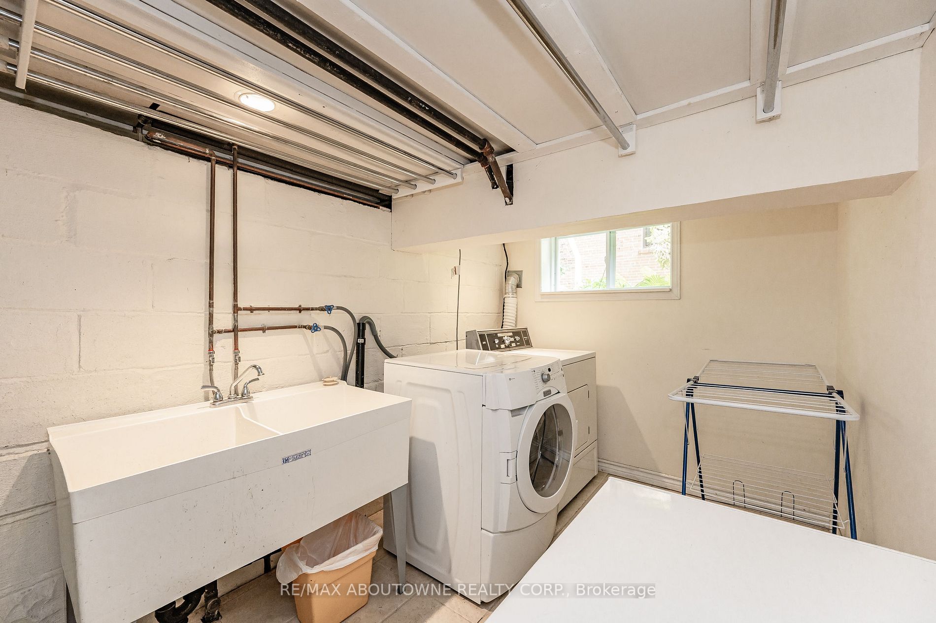 32 Wenonah Dr
