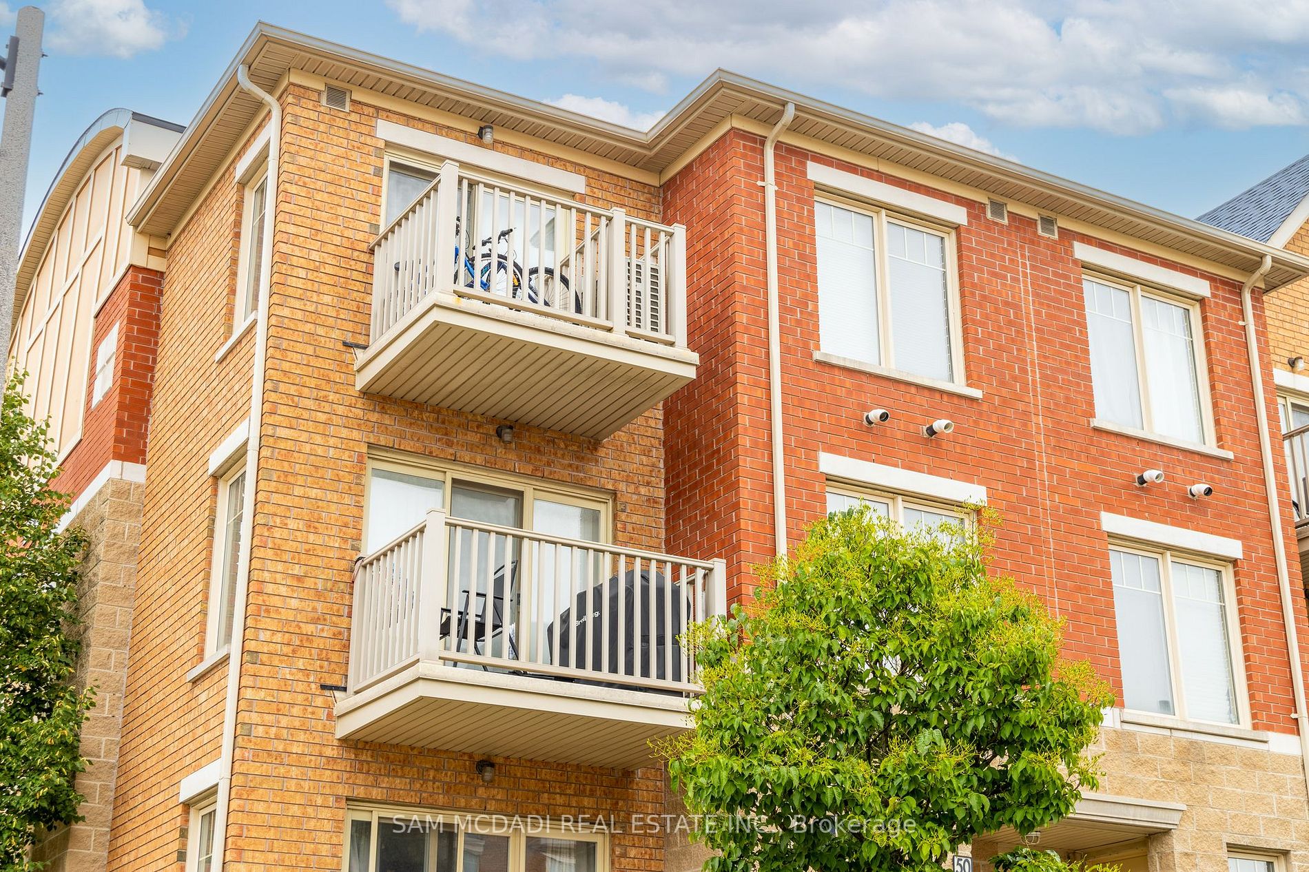 5050 Intrepid Dr, #51