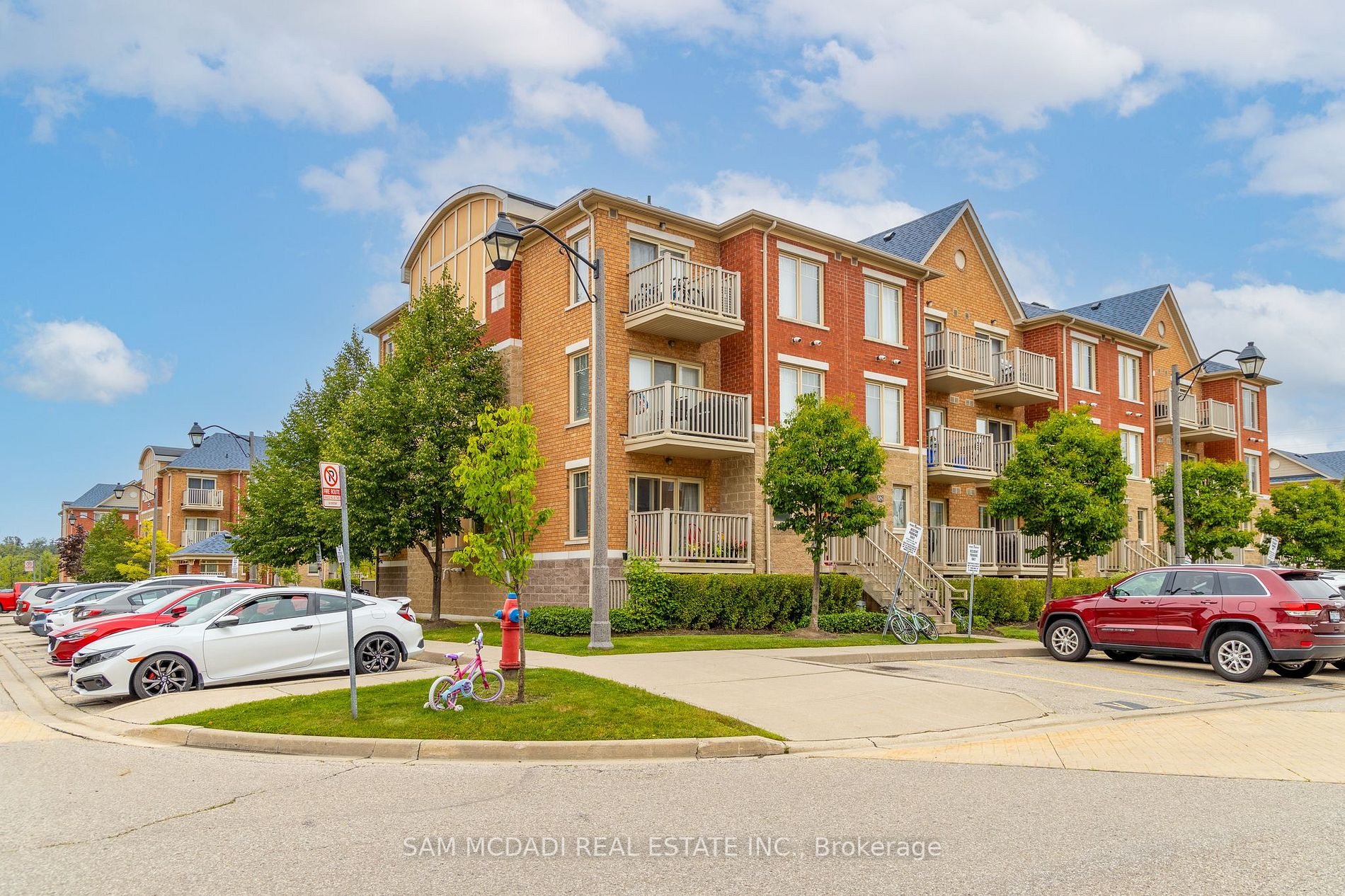 5050 Intrepid Dr, #51