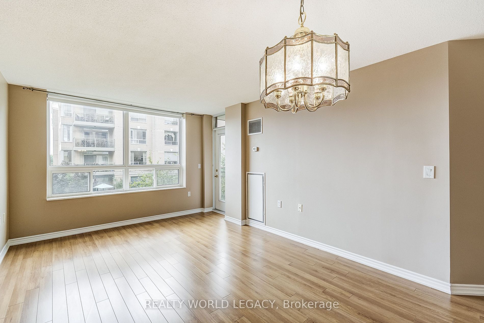 Listing W6734768 - Large Photo # 15