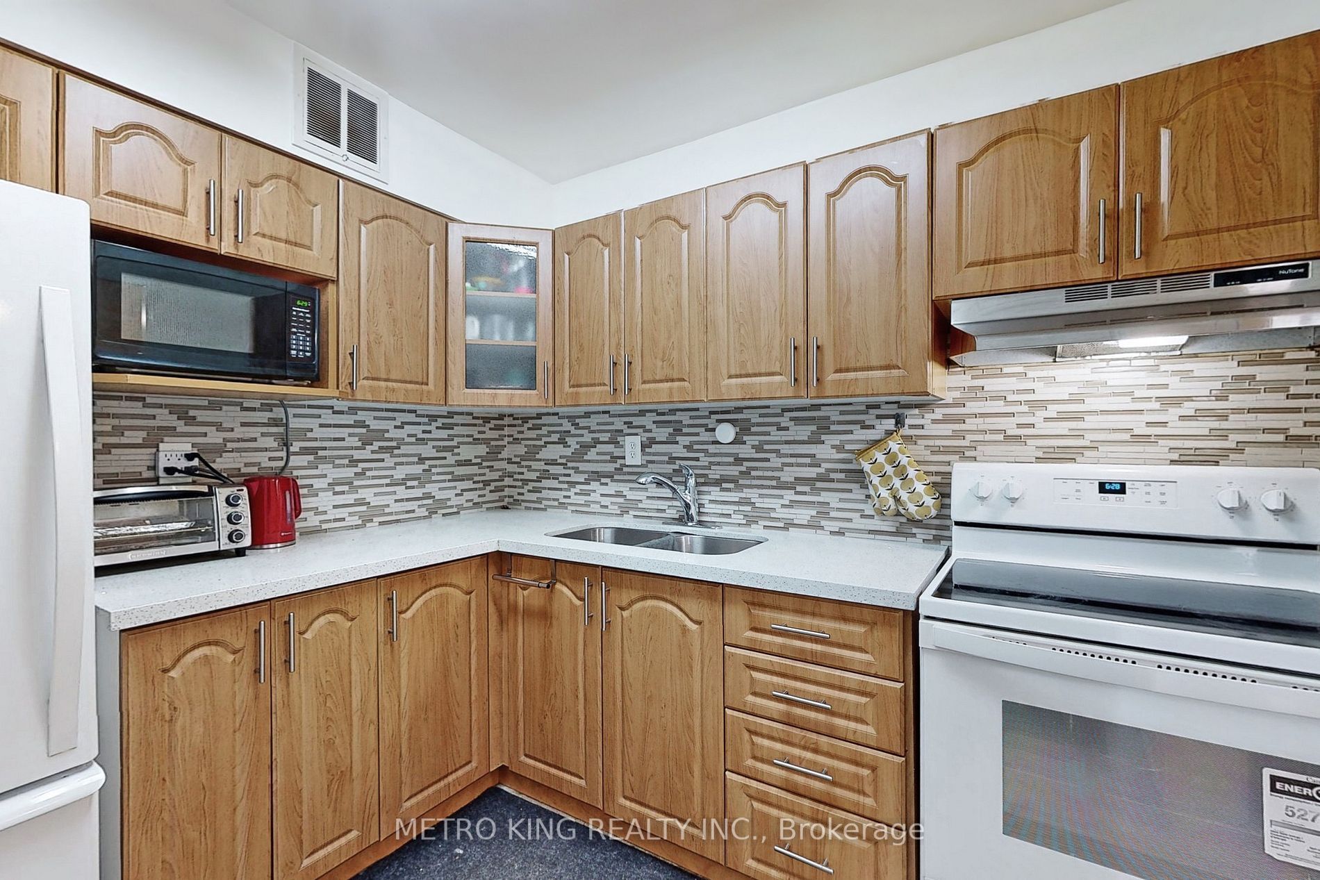 Listing W6734880 - Large Photo # 15
