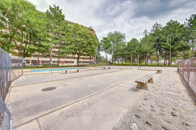 3577 Derry Rd E, #311