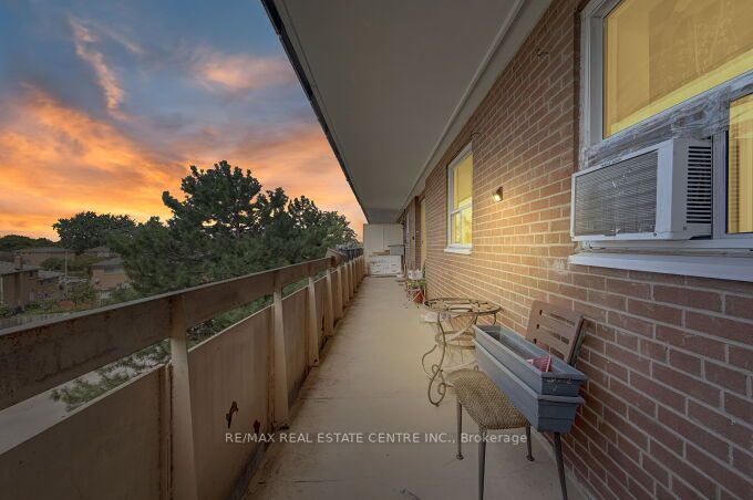 3577 Derry Rd E, #311