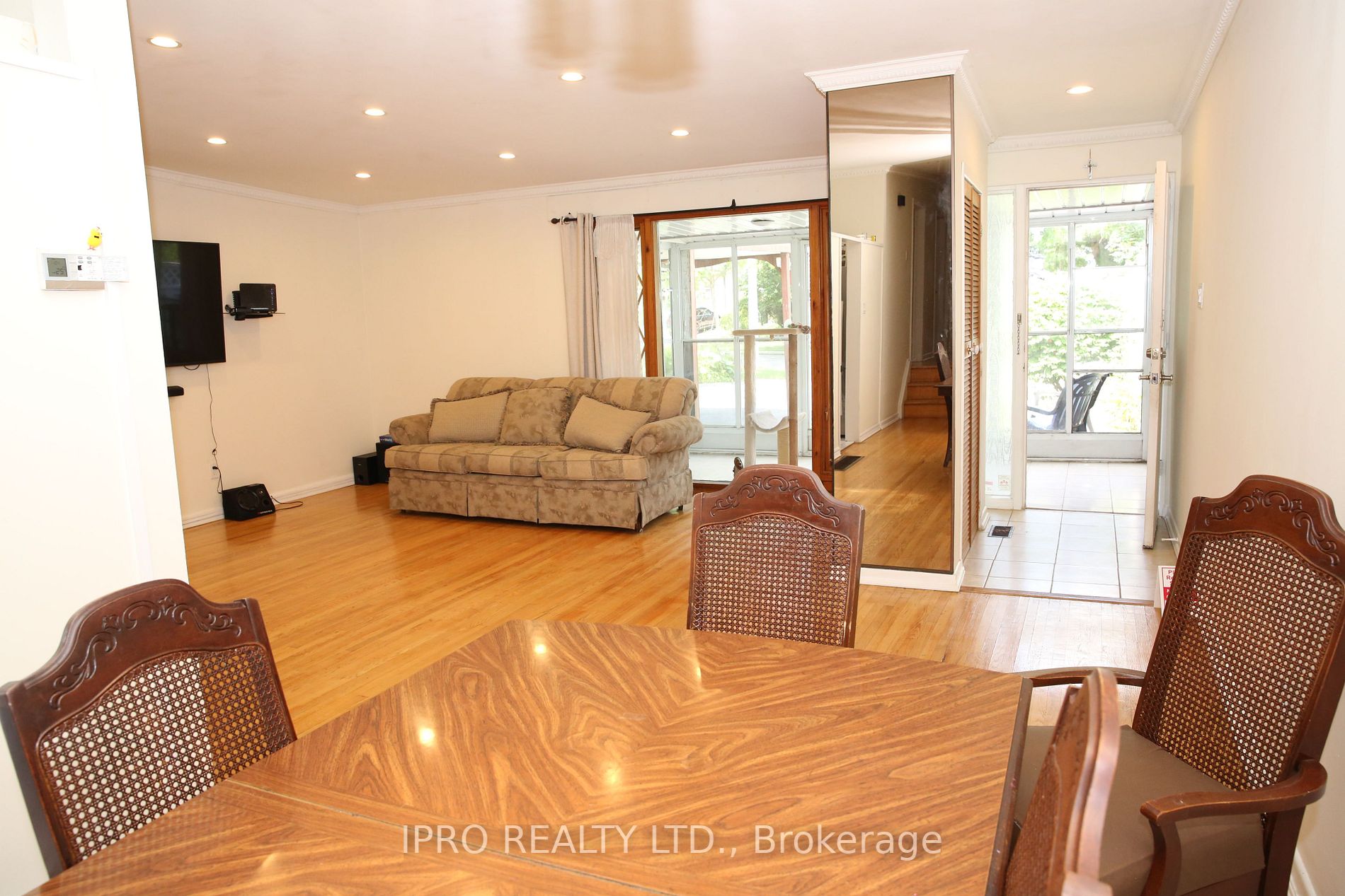 1426 Seaview Drive