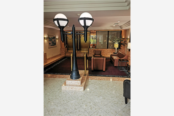 22 Hanover Rd, Brampton