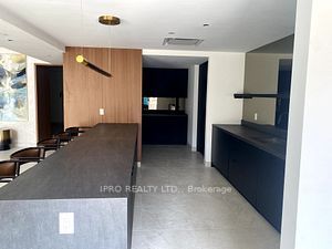 2300 St. Clair Ave W, #915