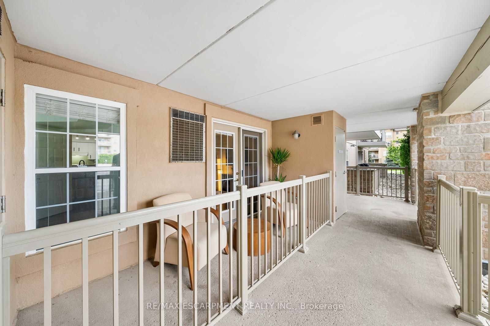 1460 Bishops Gate, #106