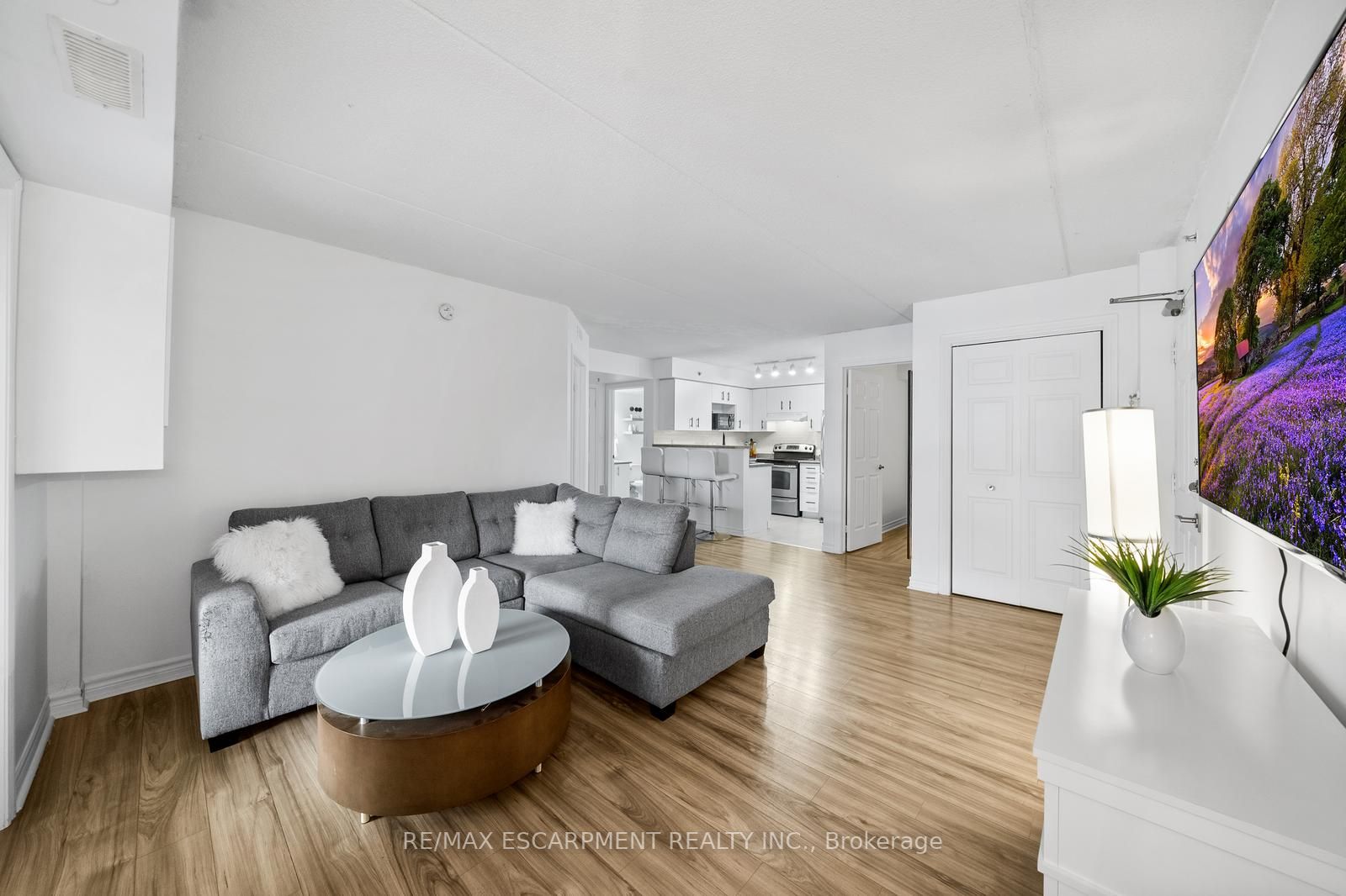 1460 Bishops Gate, #106