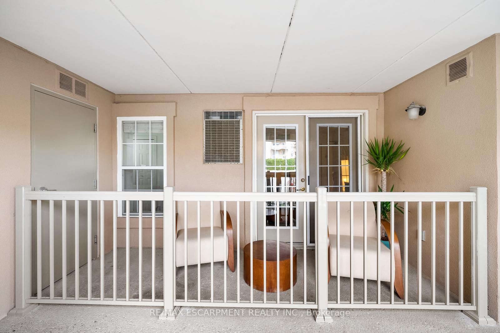 1460 Bishops Gate, #106
