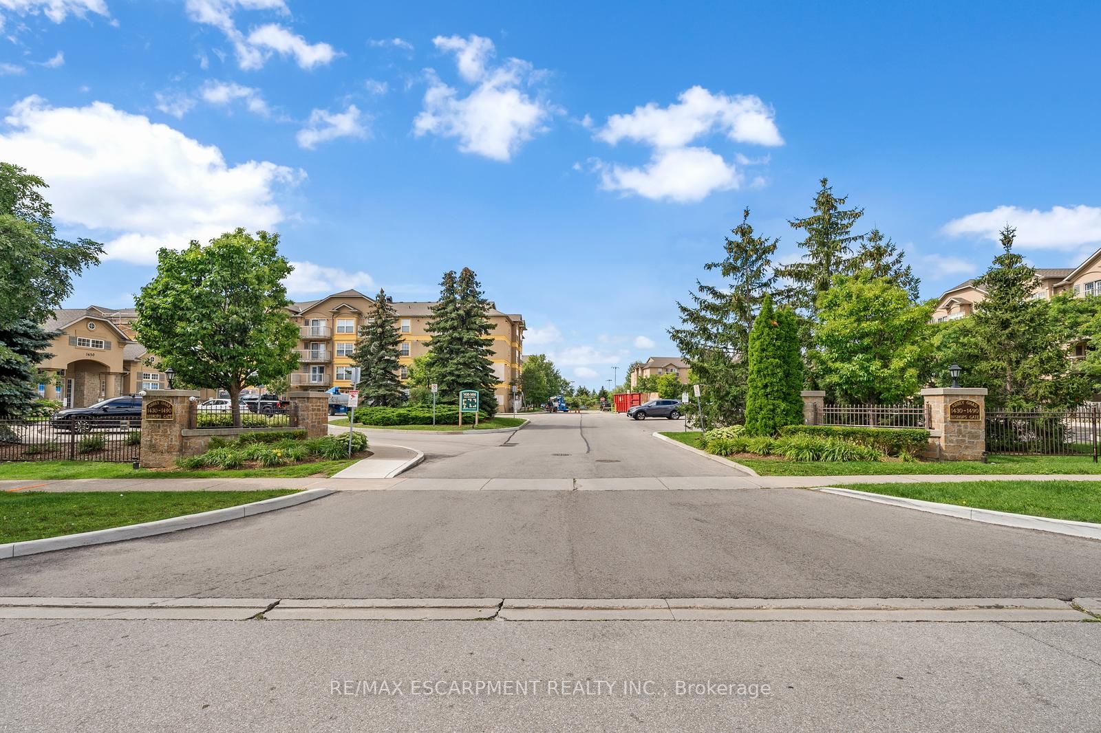 1460 Bishops Gate, #106