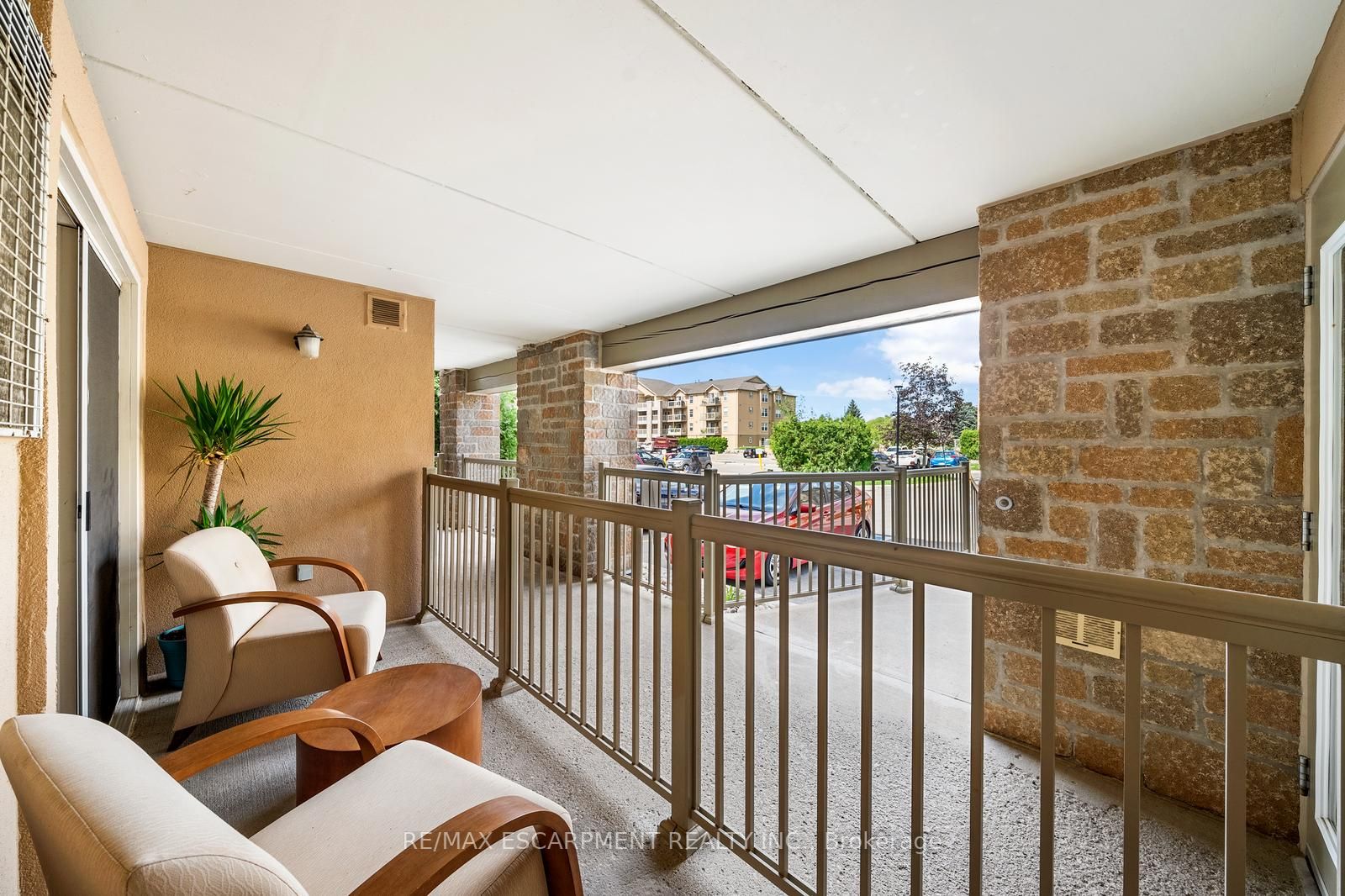1460 Bishops Gate, #106