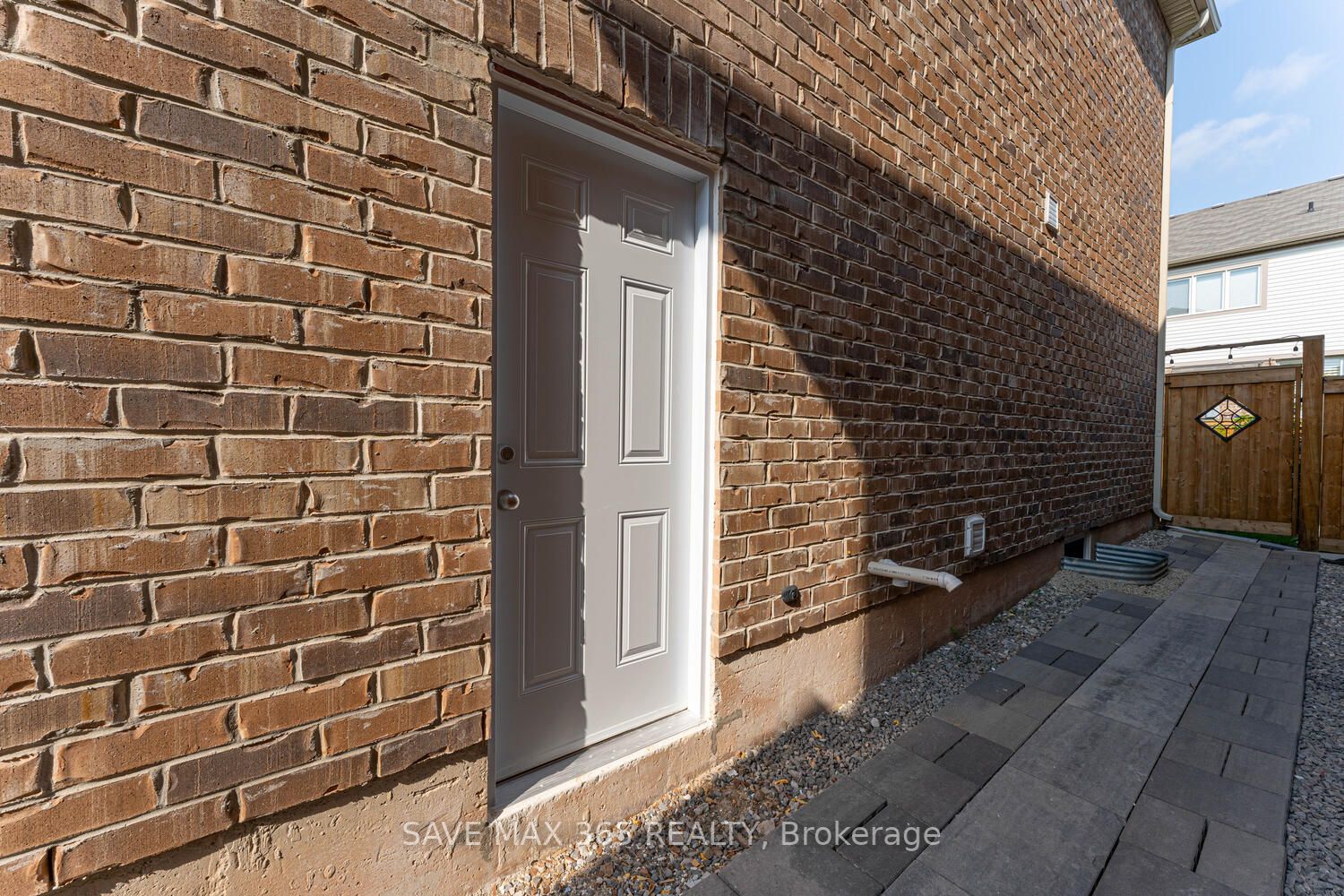 Listing W6735396 - Large Photo # 3