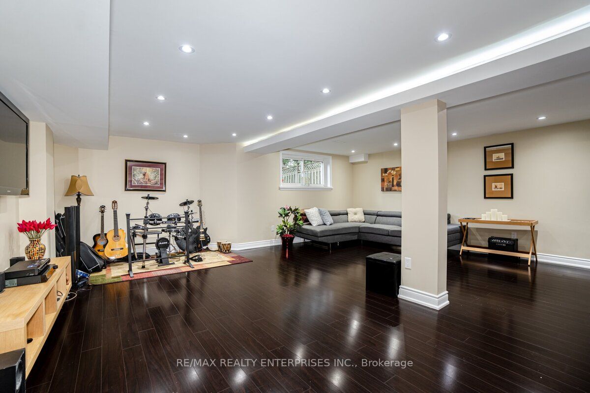 Listing W6735504 - Large Photo # 32