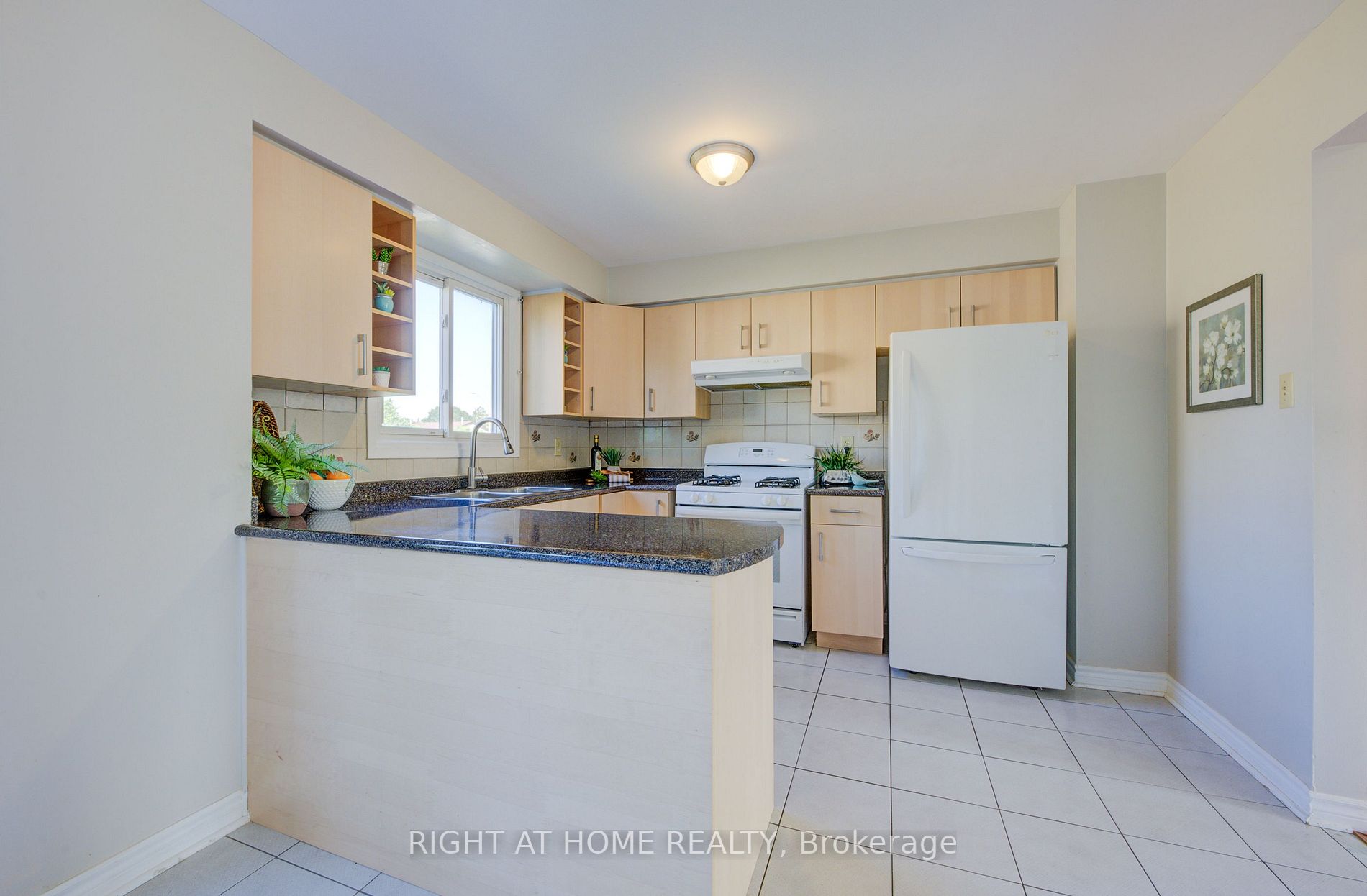 3345 Silverado Dr, #65
