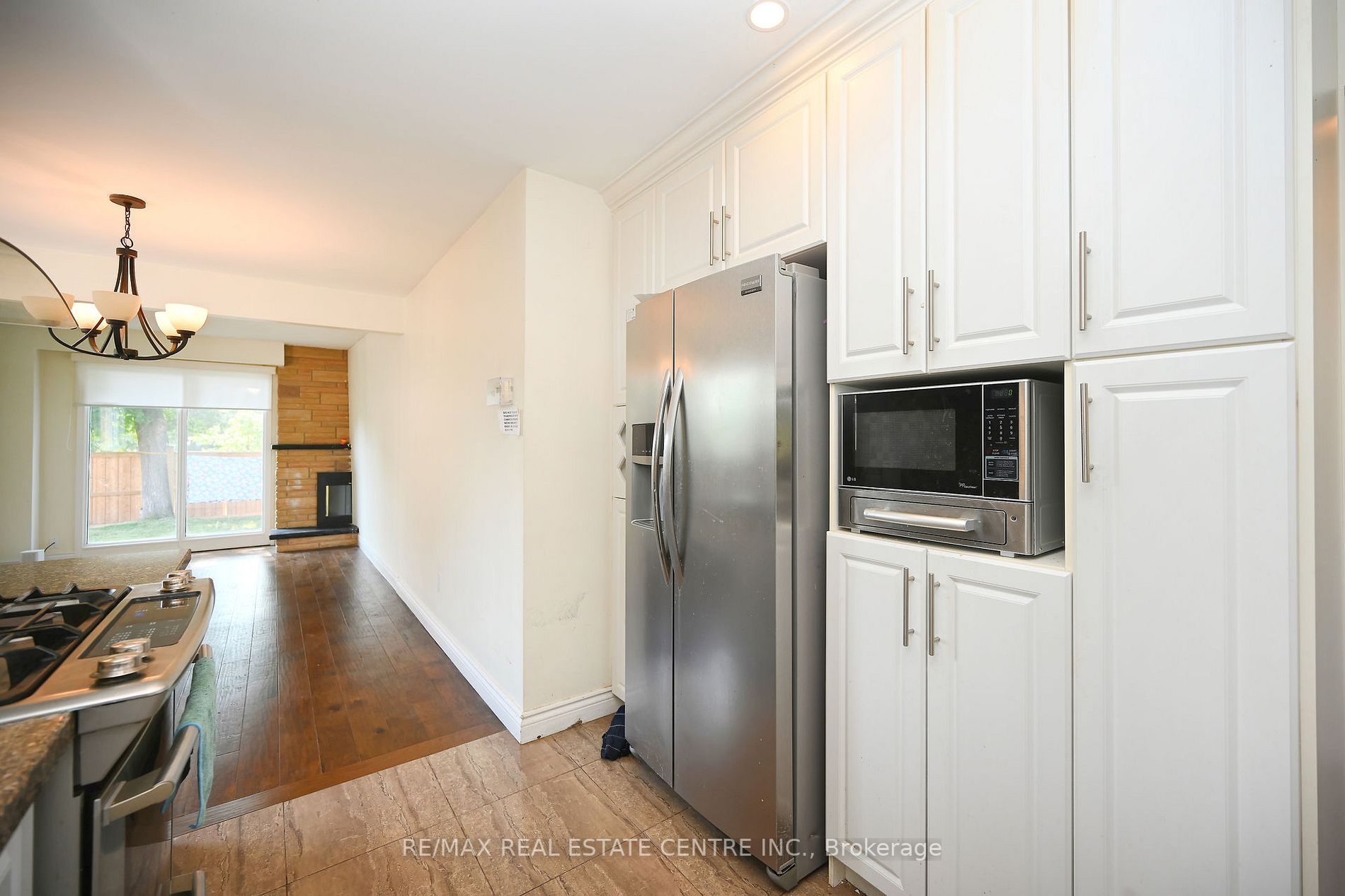 3 Moonstream Crt