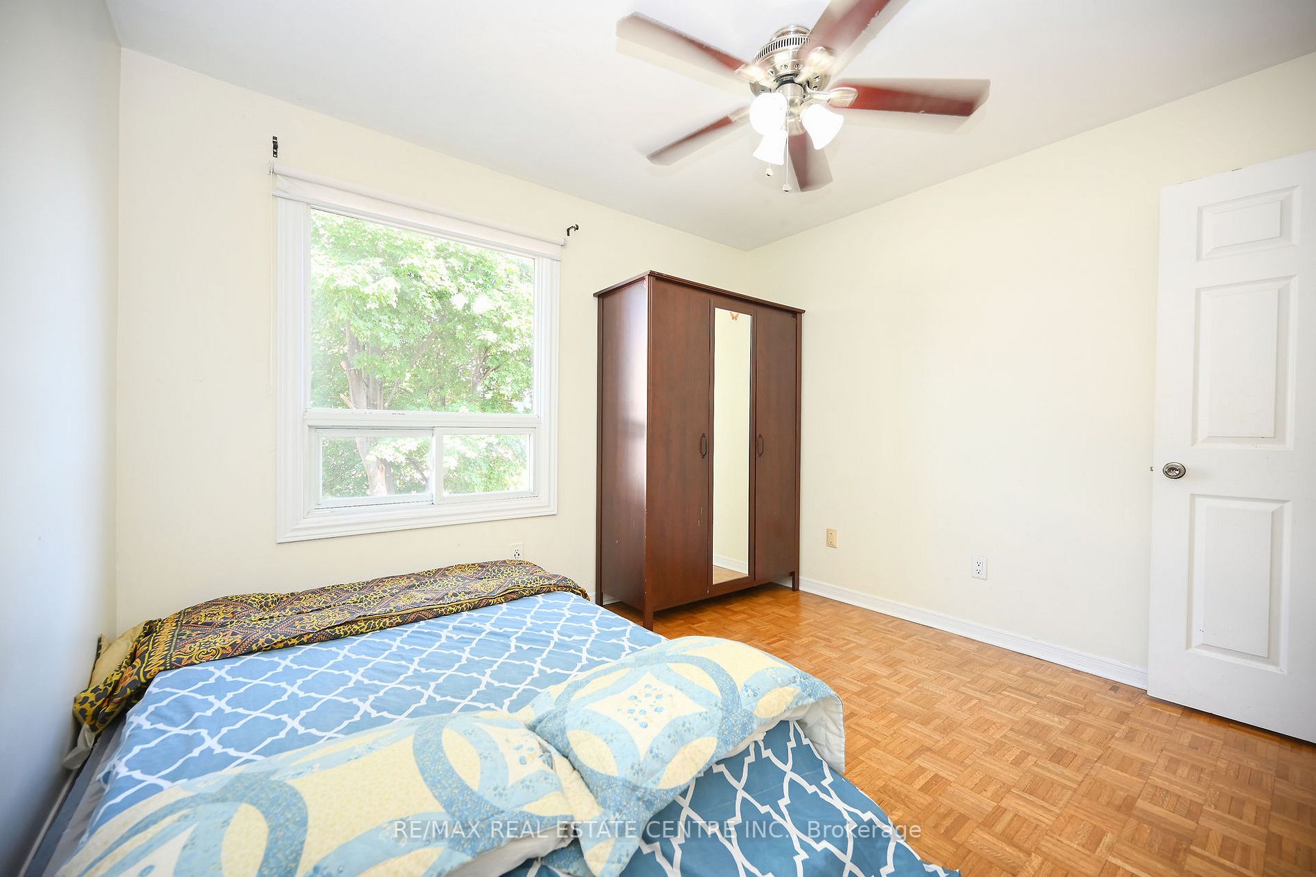 3 Moonstream Crt