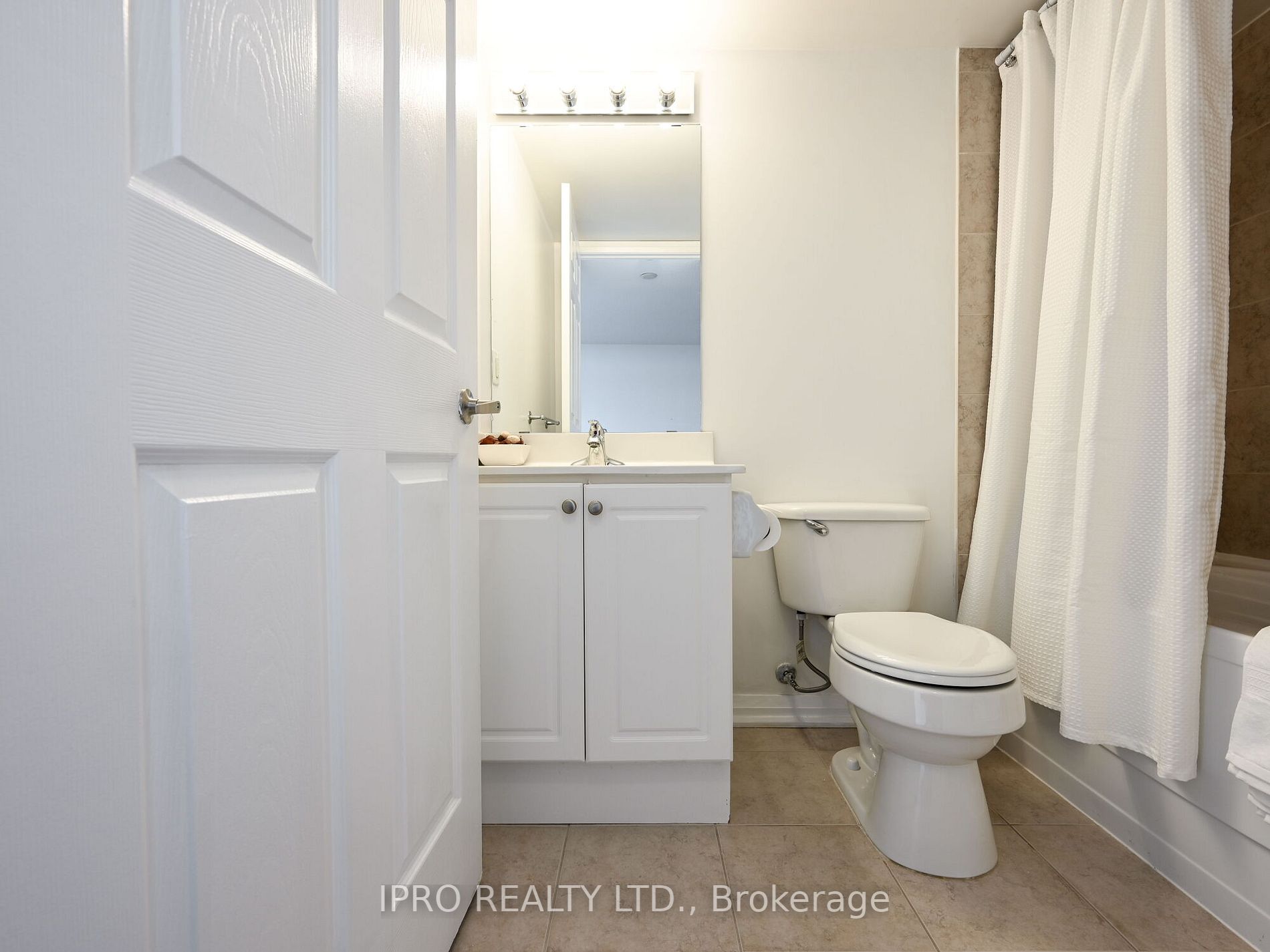 220 Forum Dr, #1012