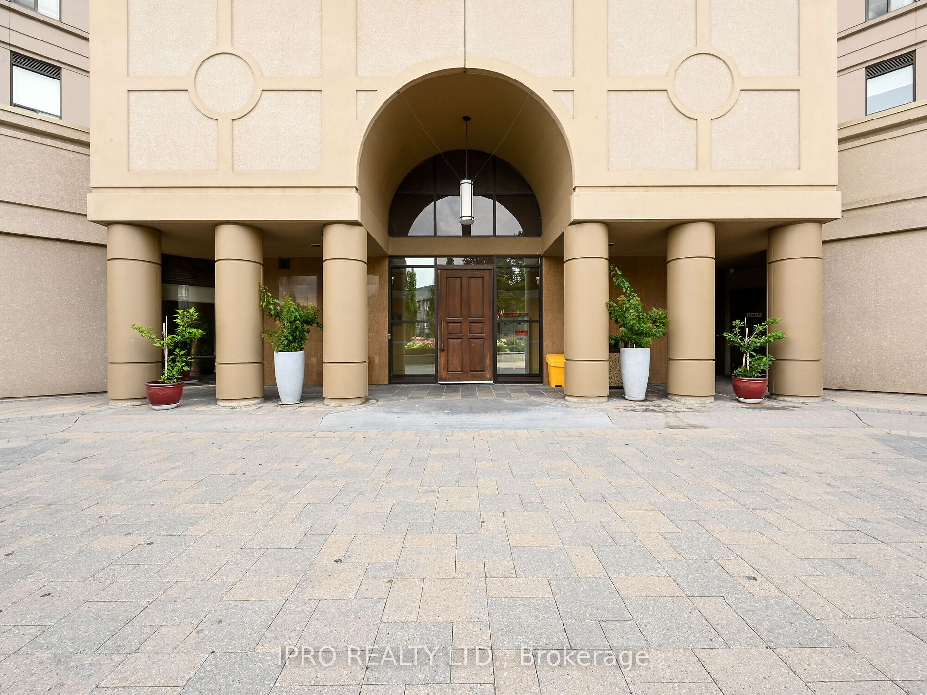 220 Forum Dr, #1012
