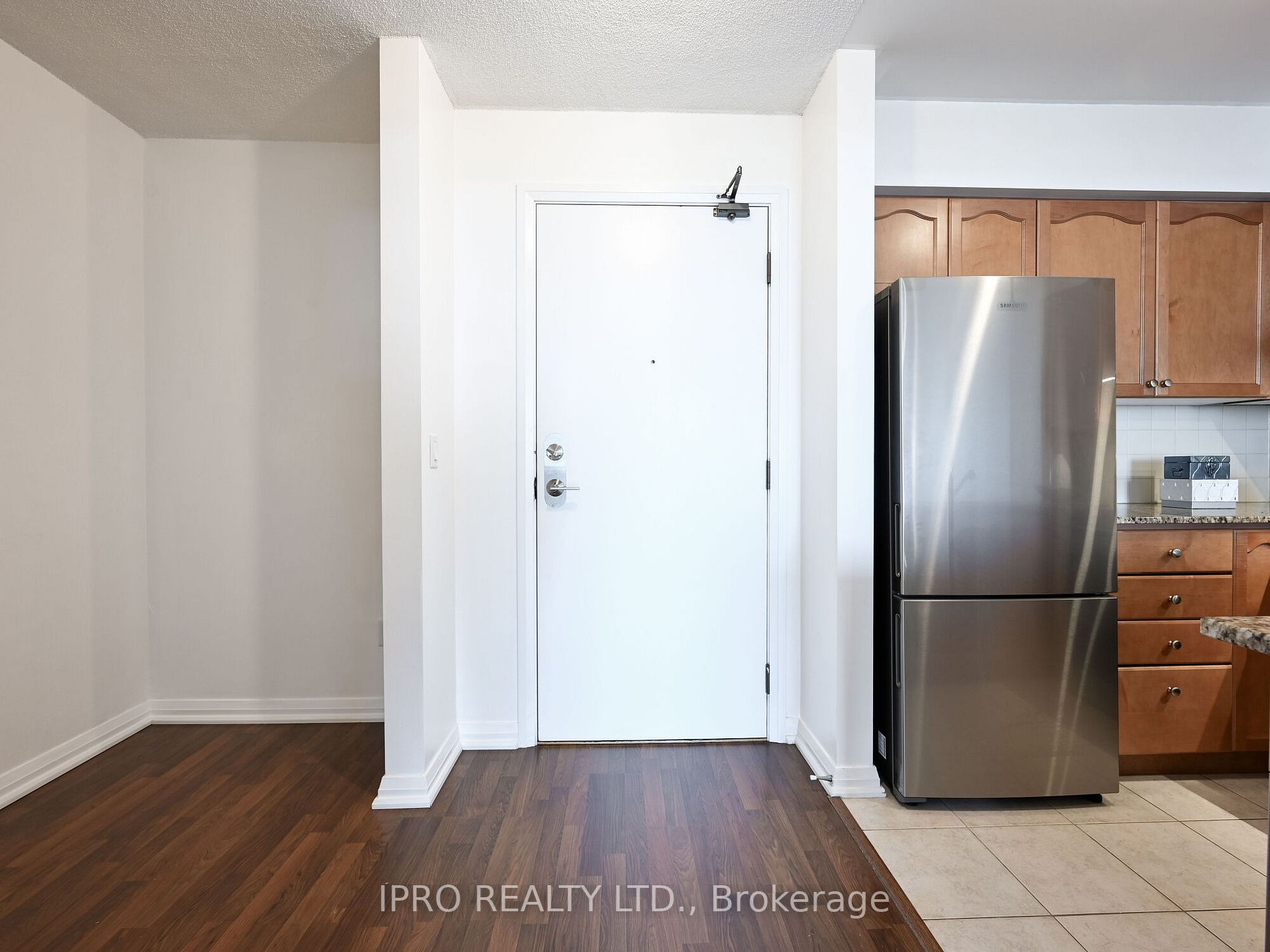 220 Forum Dr, #1012