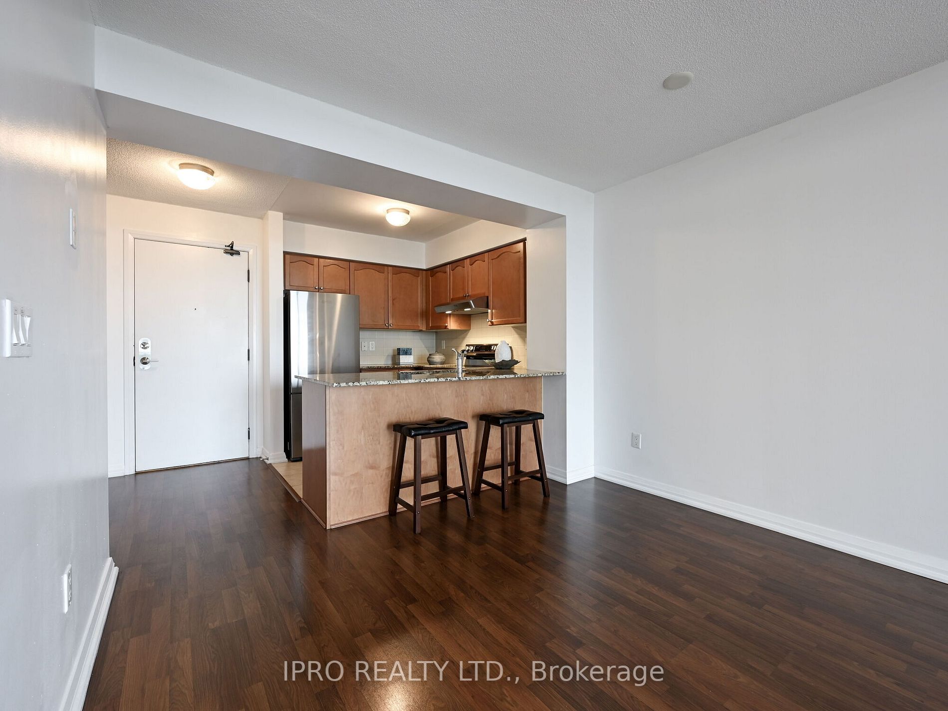 220 Forum Dr, #1012