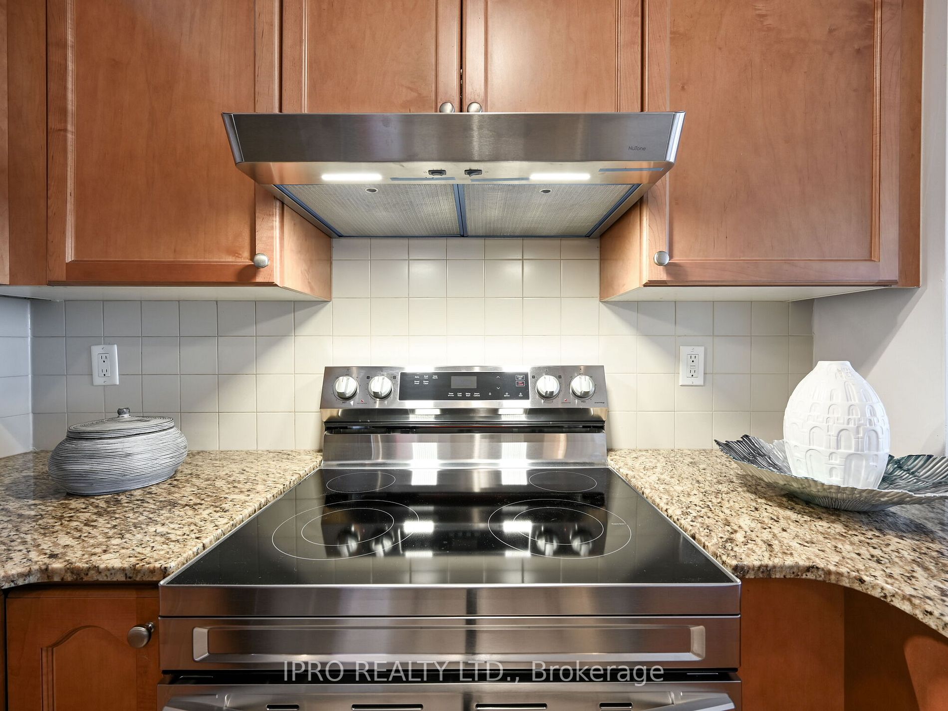 220 Forum Dr, #1012