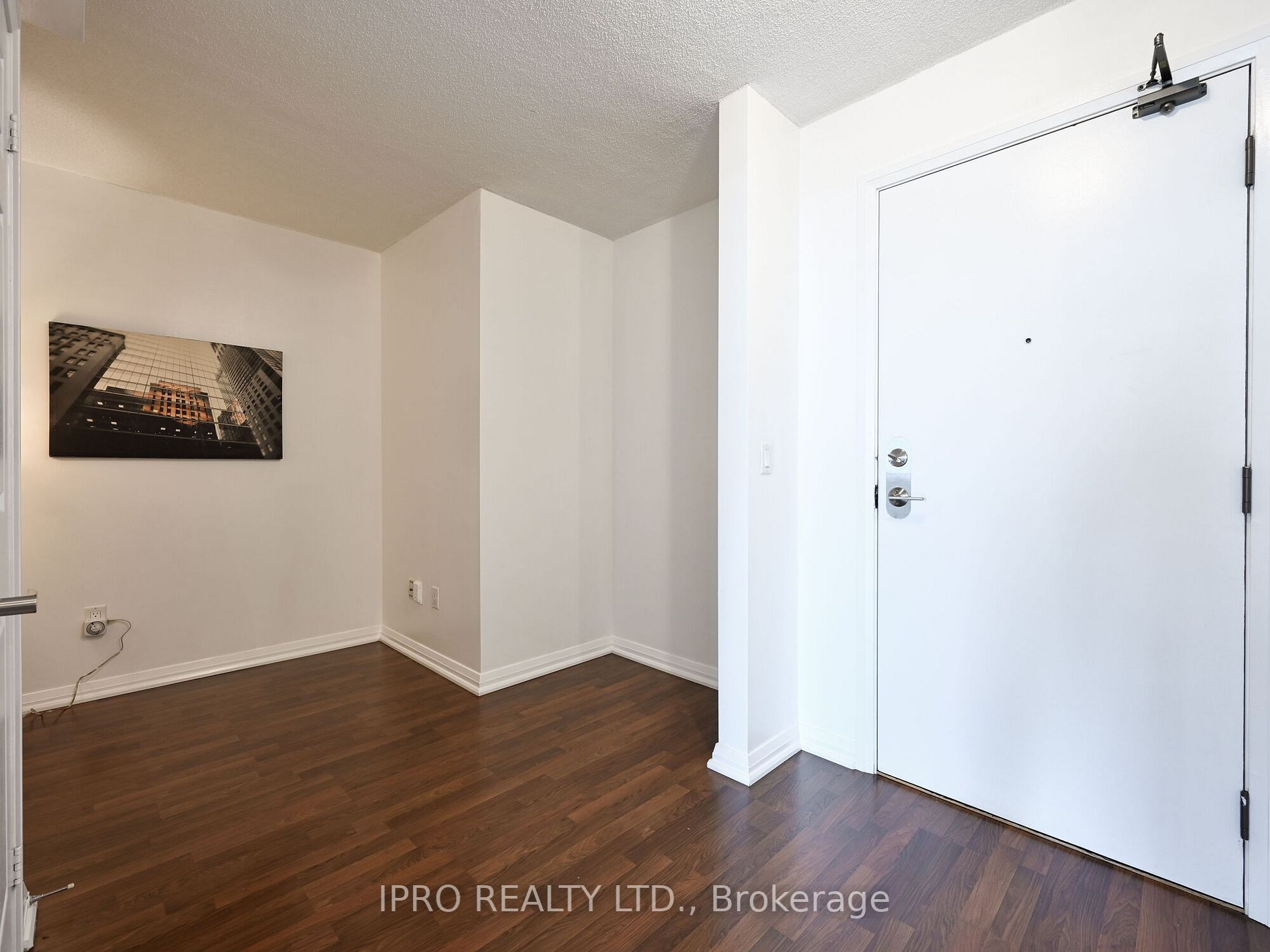 220 Forum Dr, #1012