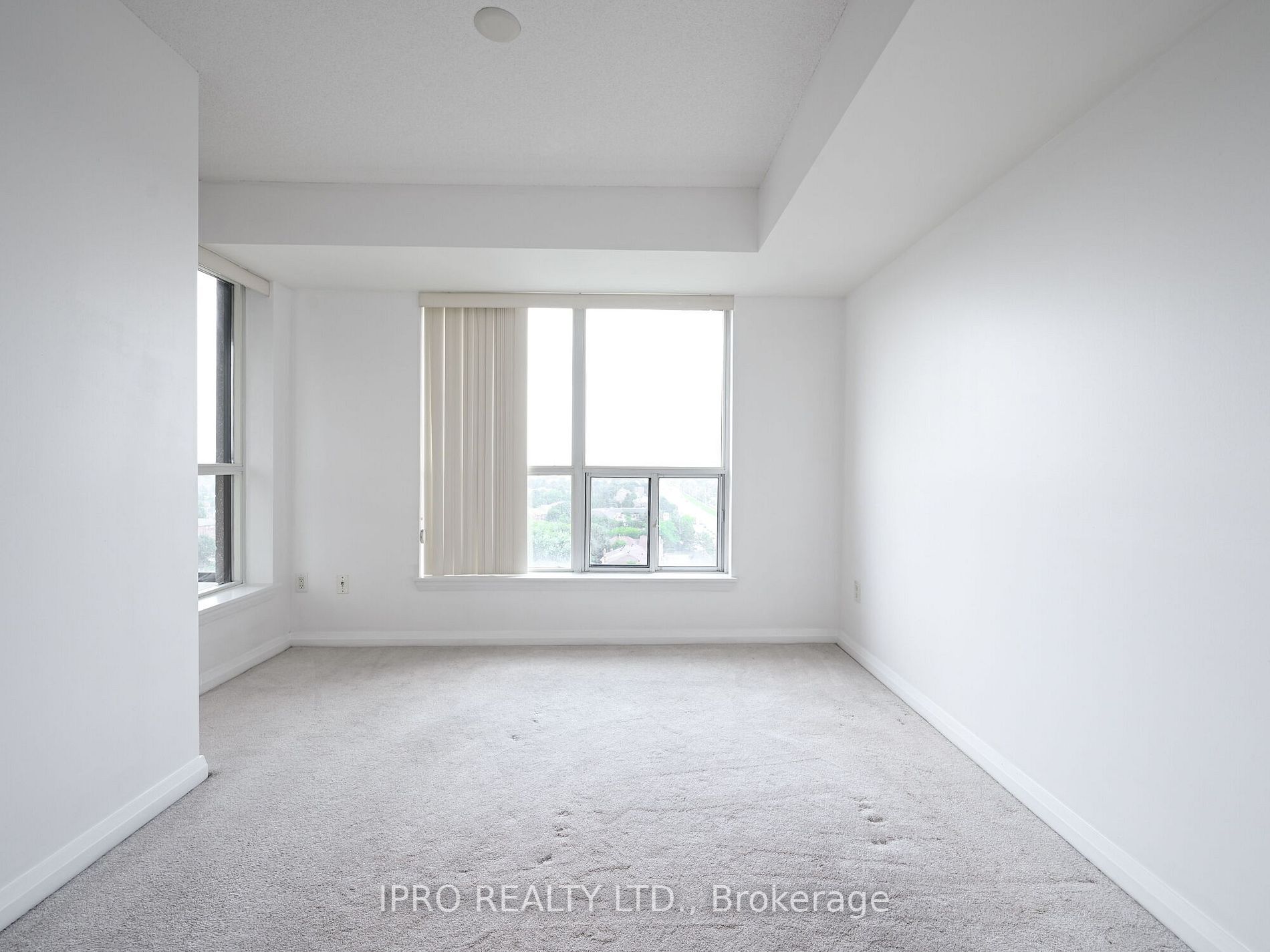 220 Forum Dr, #1012