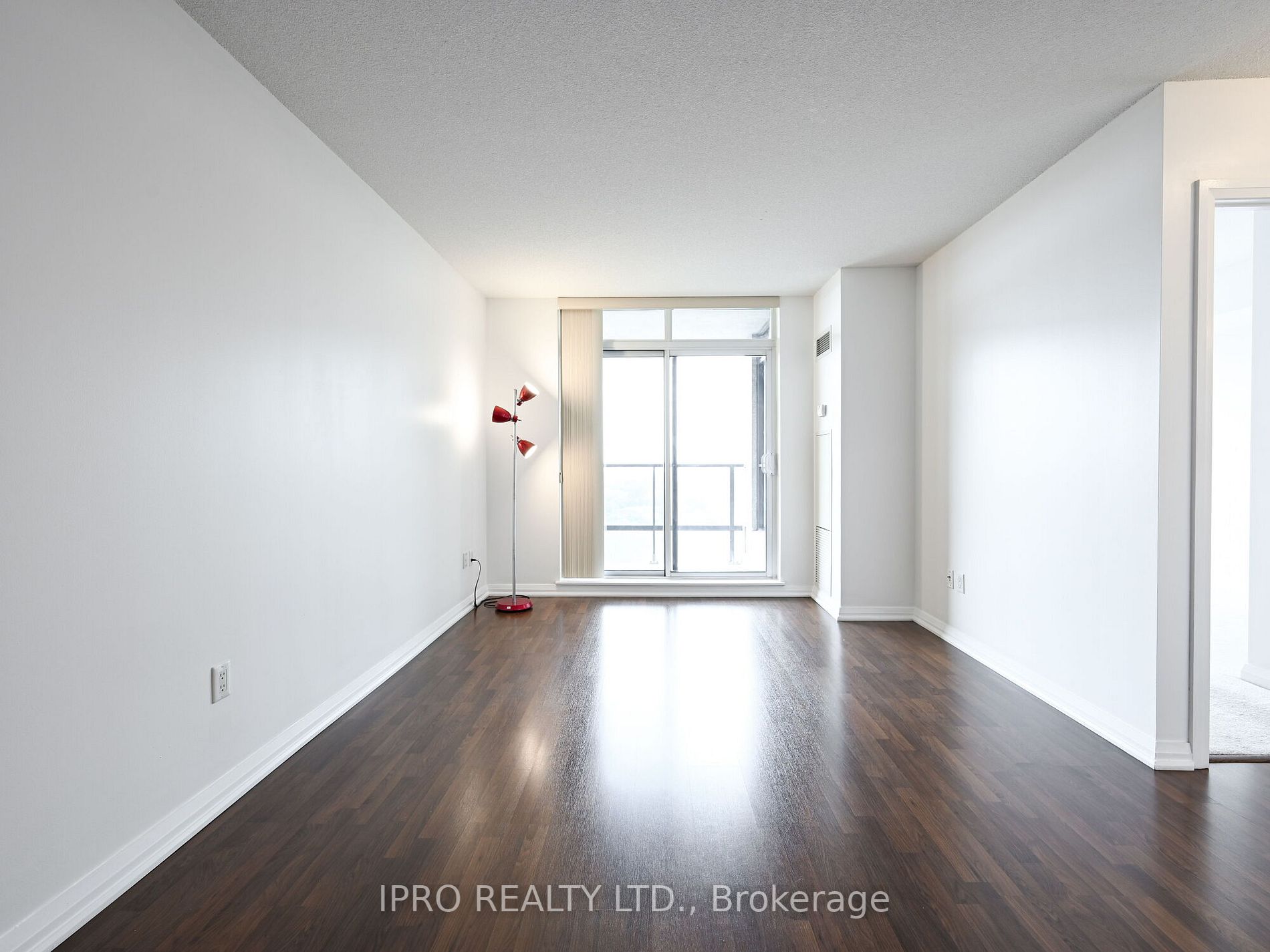 220 Forum Dr, #1012