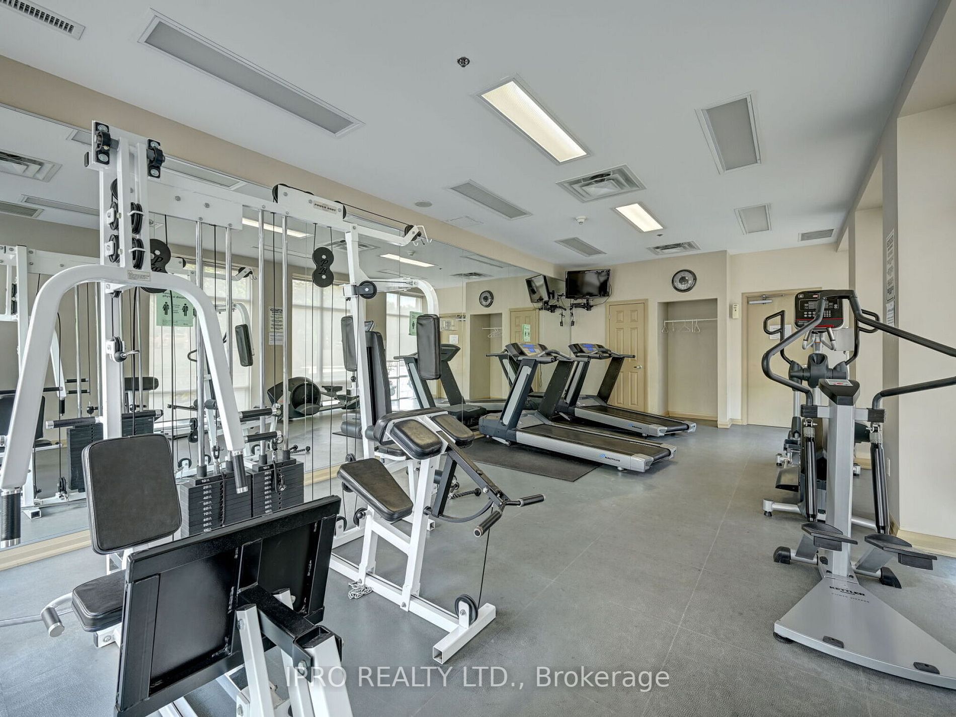 220 Forum Dr, #1012
